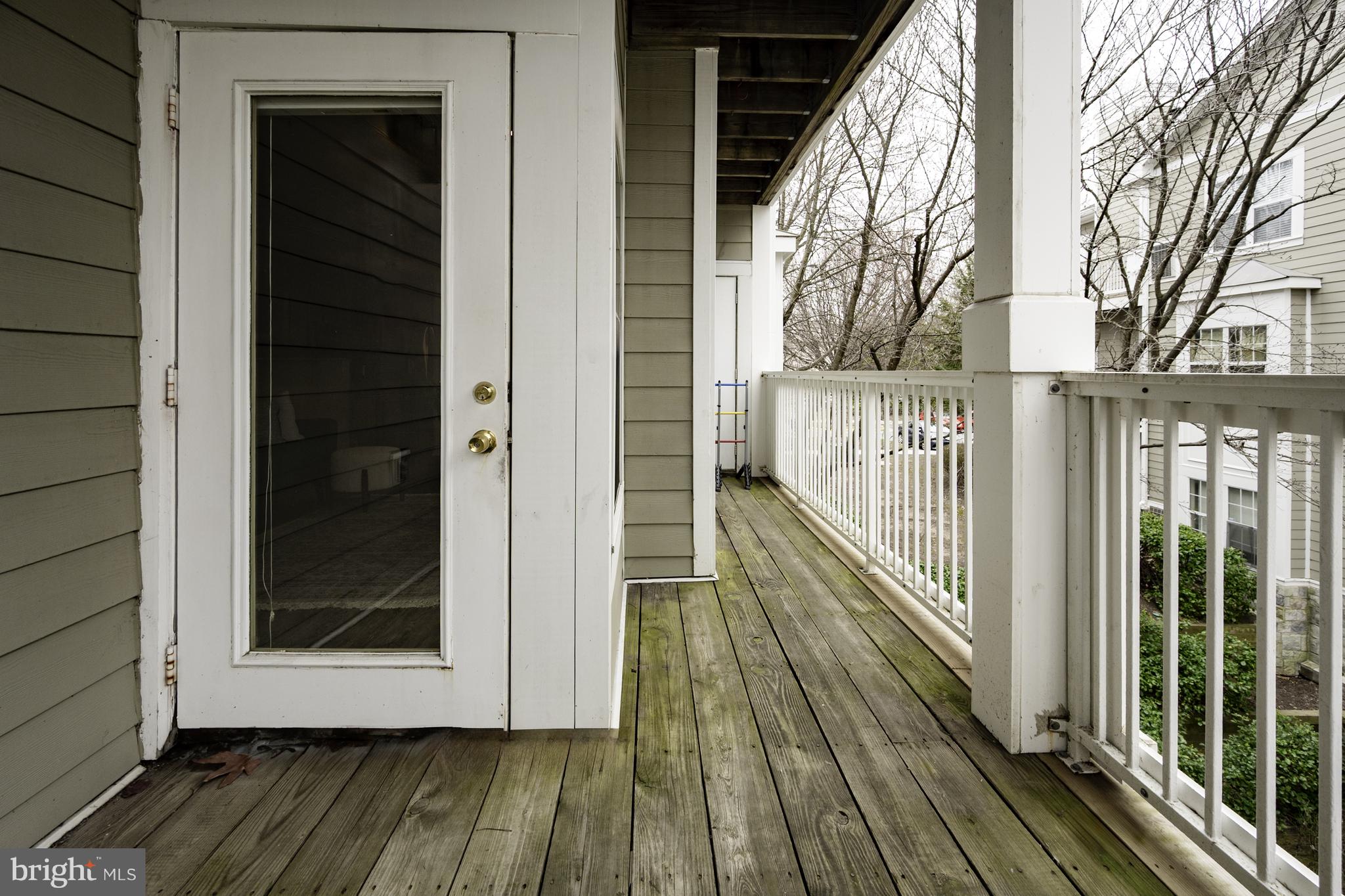 RESTON - Residential Lease