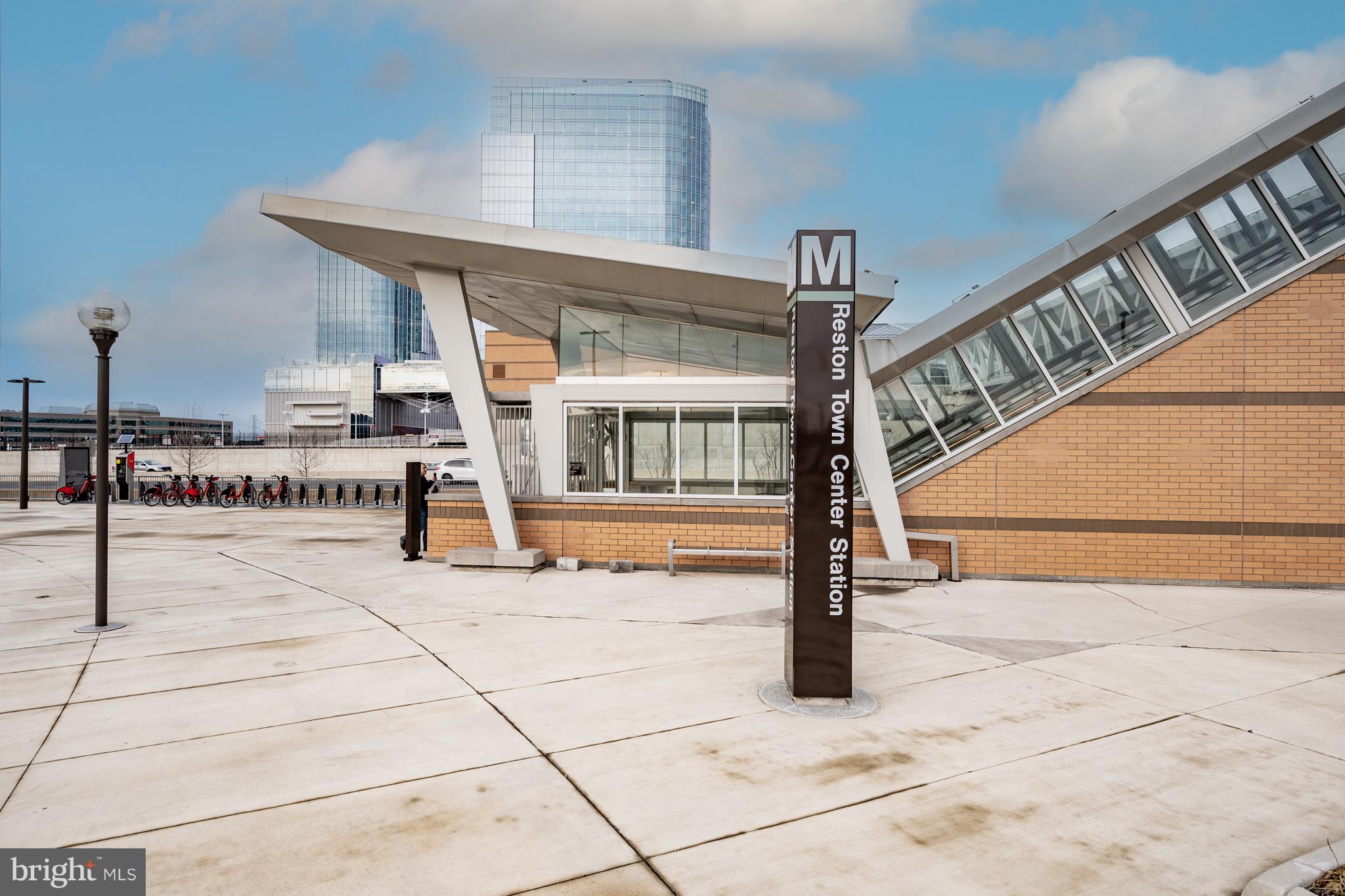 RESTON - Residential Lease