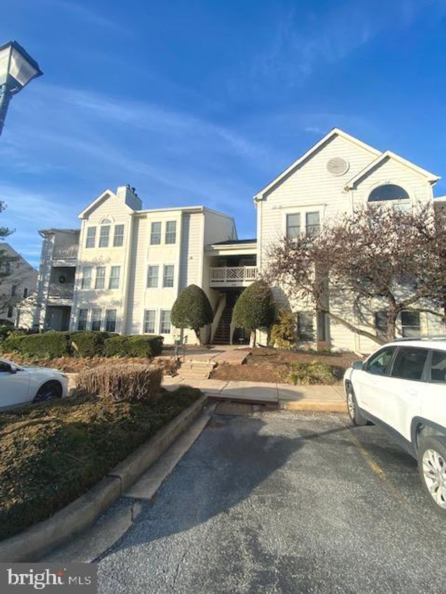 Beautiful second floor condo that backs to open space and trees! Living room, separate dining room, full kitchen and a den as well as two large bedrooms and two full bathrooms. Wood burning fireplace for those cold winter nights. You won't want to miss this one! Large closets for plenty of storage as well as a secure storage off of the rear balcony. First month's rent and security deposit is due upon lease signing. Must use listing agents application.