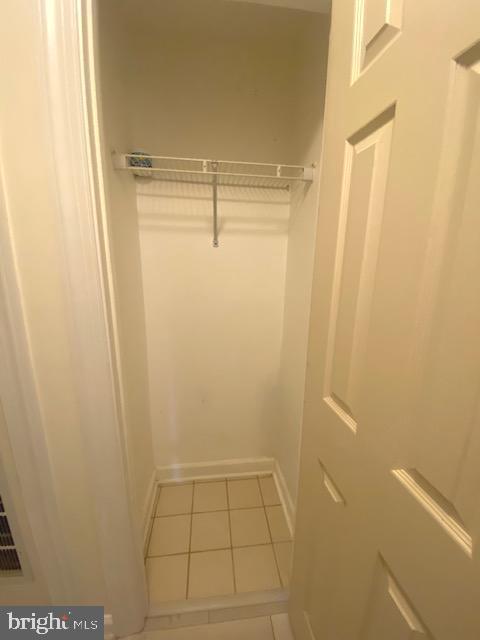 BRENTWOOD CONDO - Residential Lease