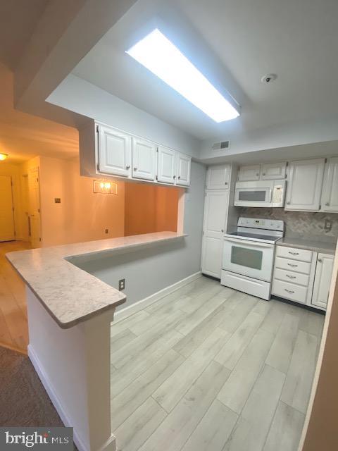 BRENTWOOD CONDO - Residential Lease