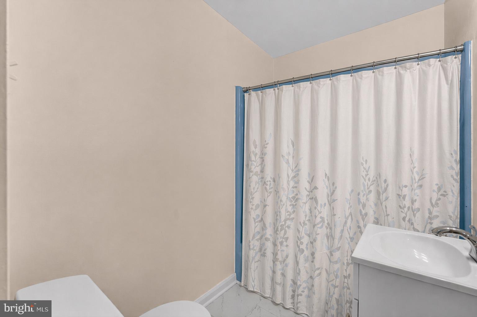 CENTRAL PARK TOWNHOMES - Residential