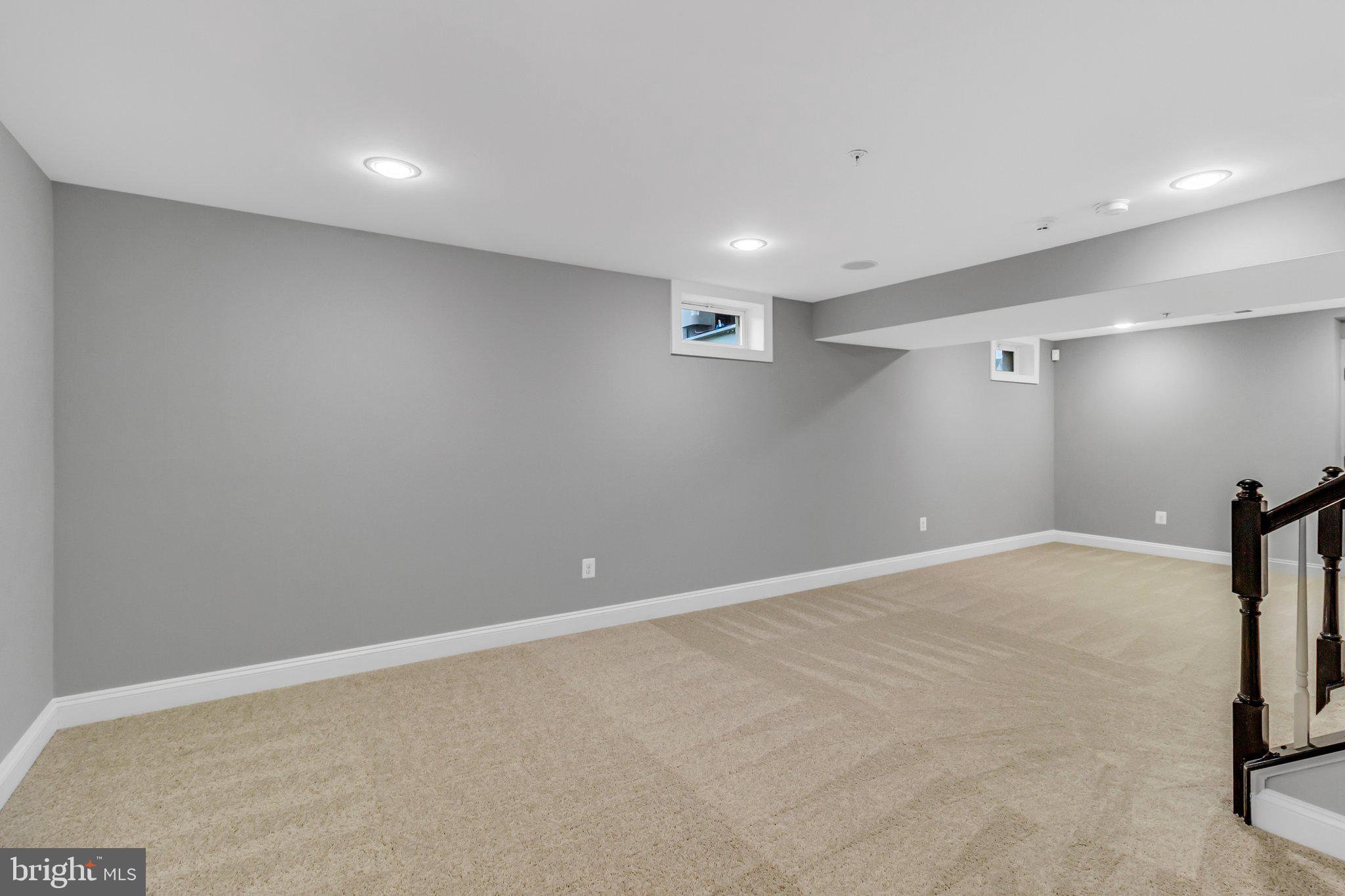 AUTUMN HILLS - Residential