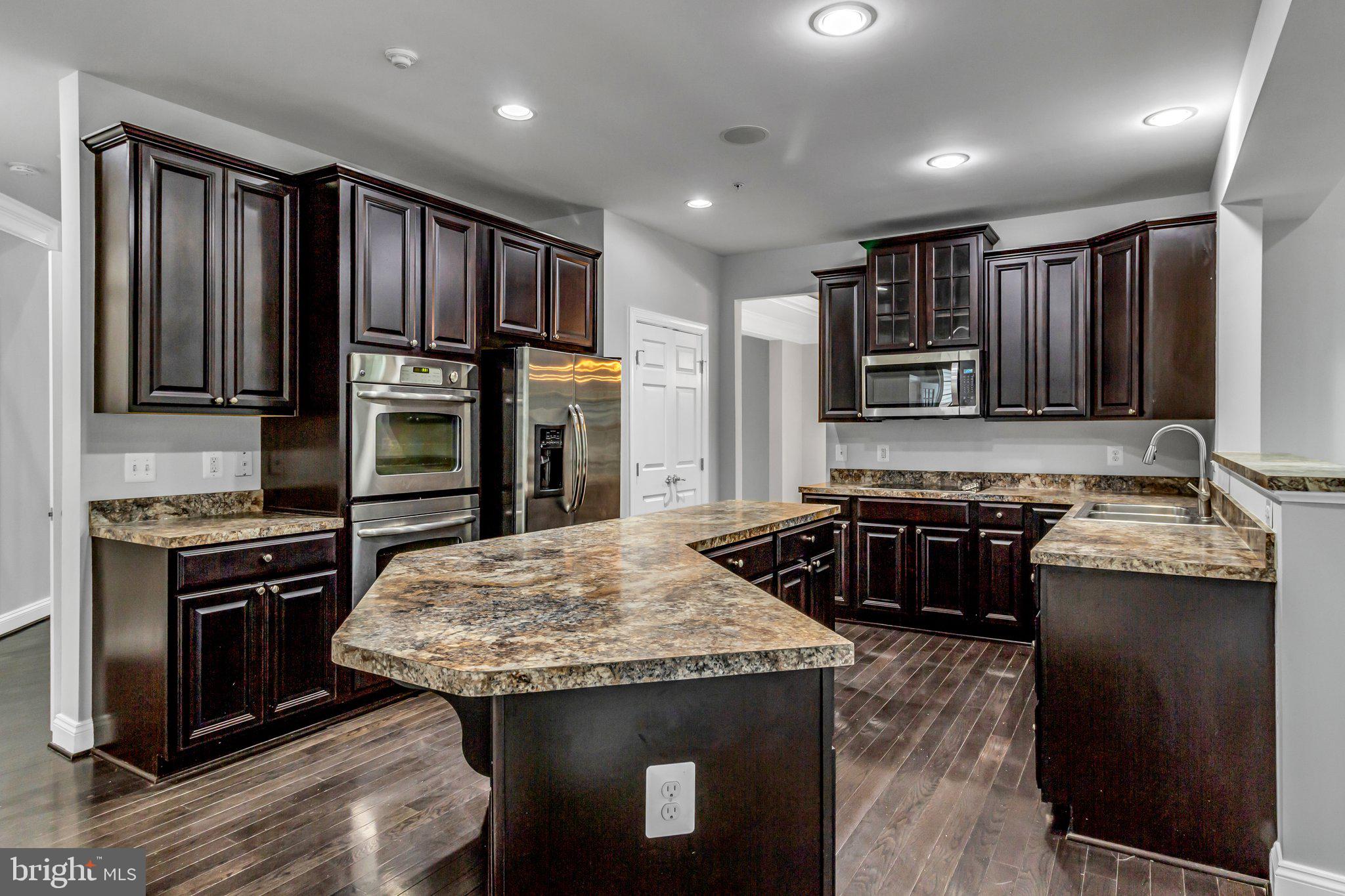 AUTUMN HILLS - Residential