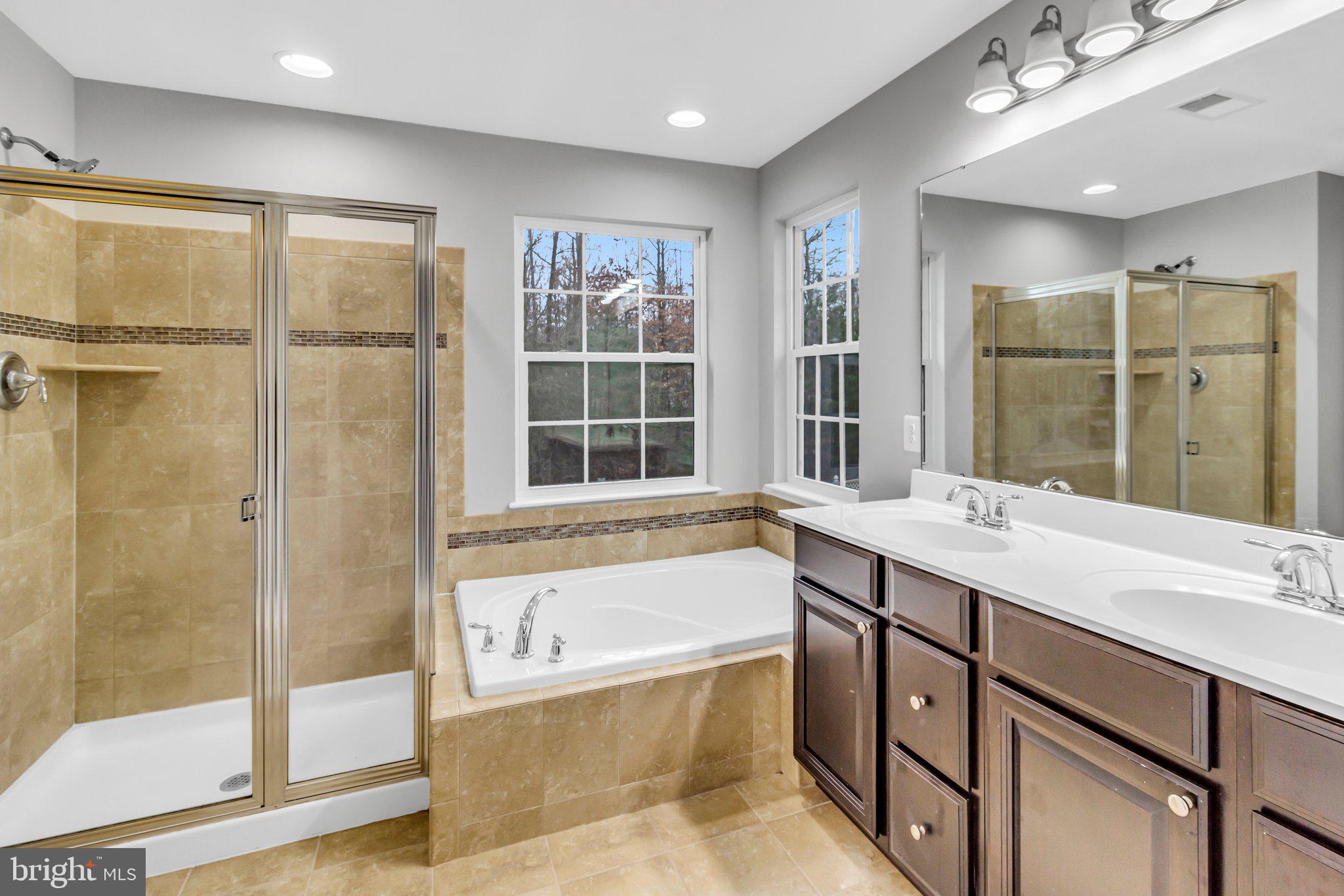 AUTUMN HILLS - Residential