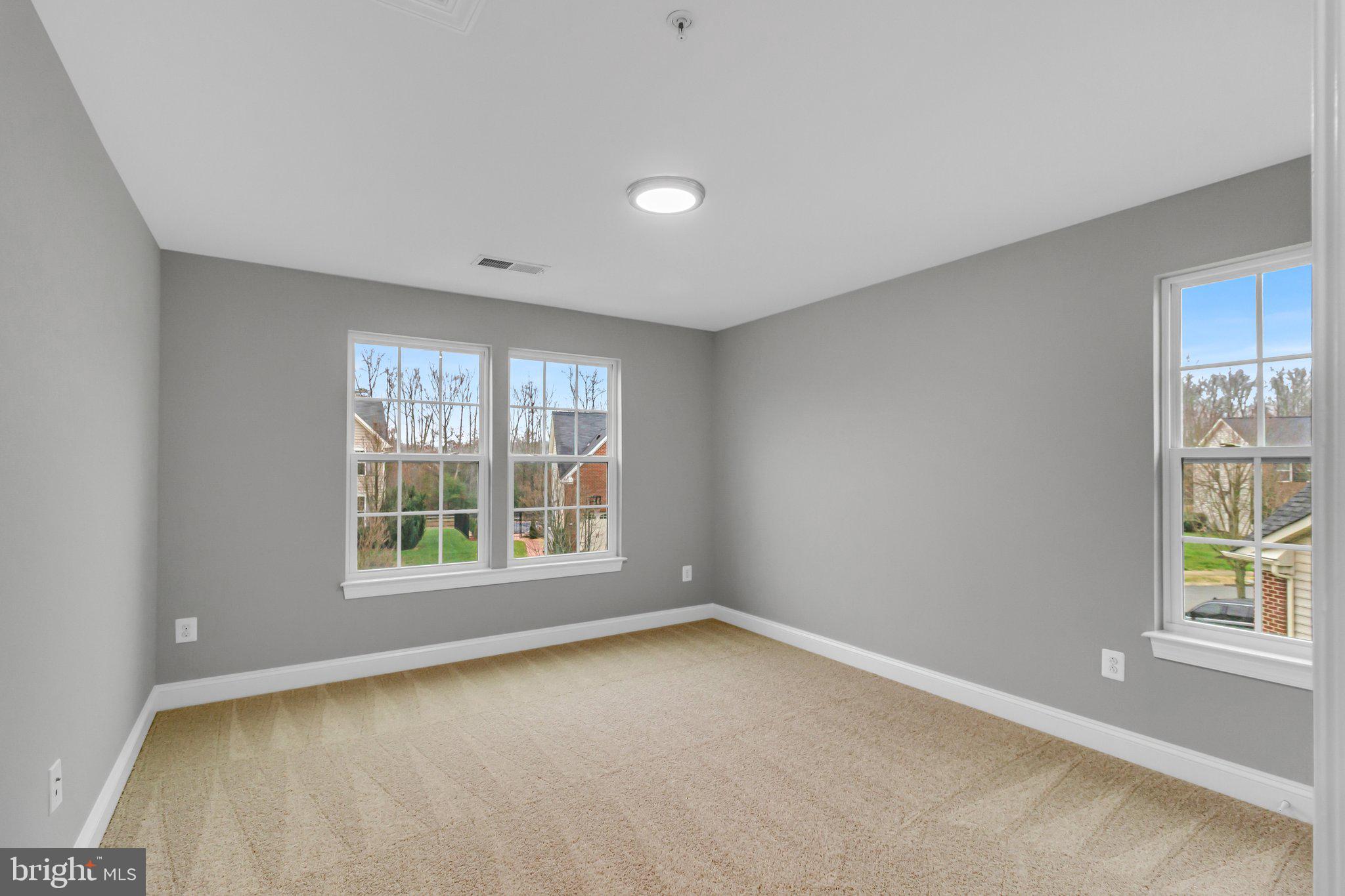 AUTUMN HILLS - Residential