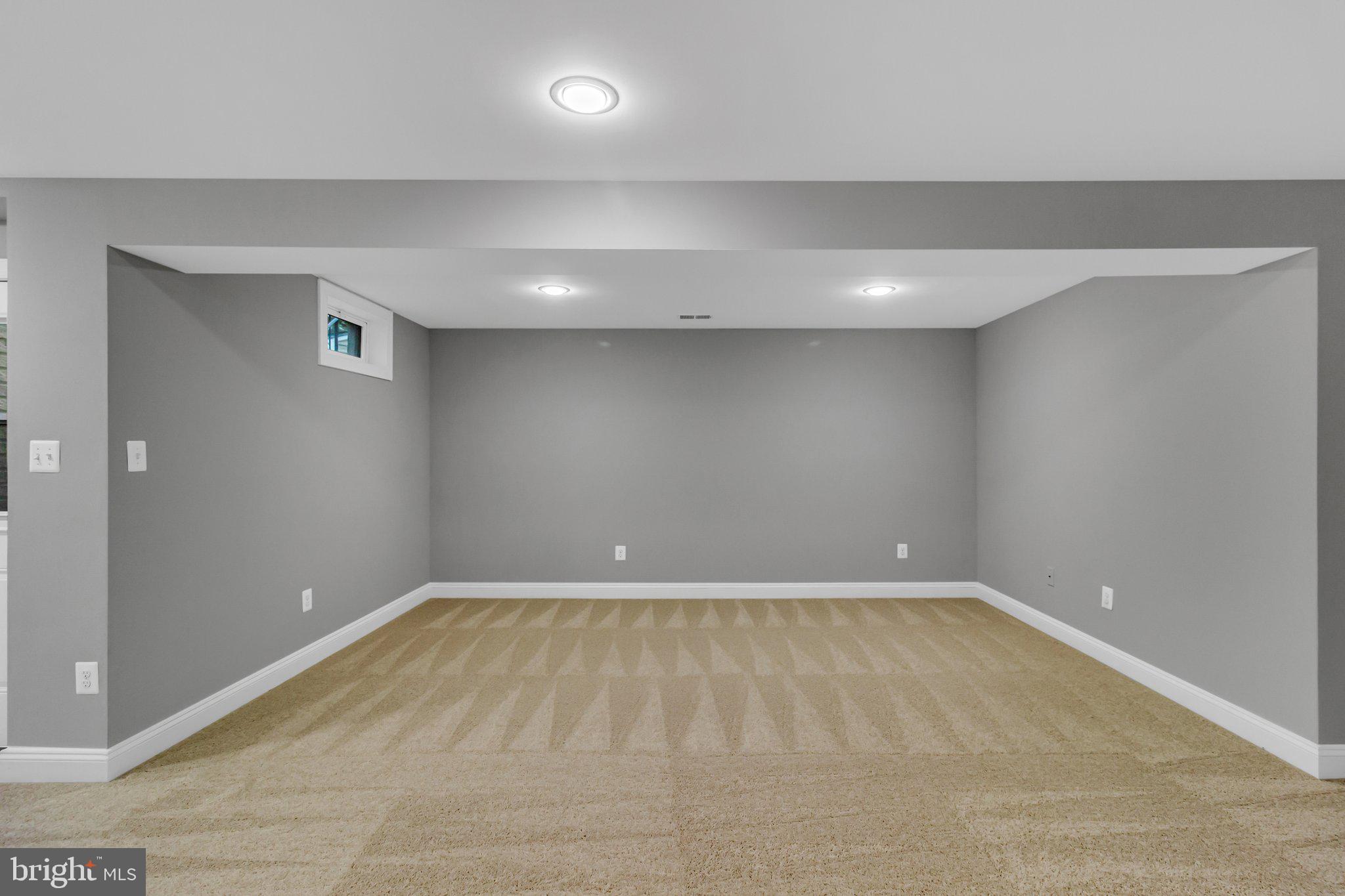 AUTUMN HILLS - Residential