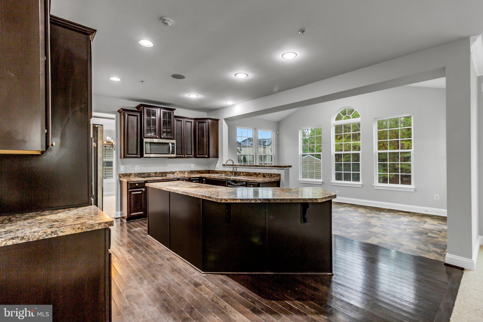 AUTUMN HILLS - Residential