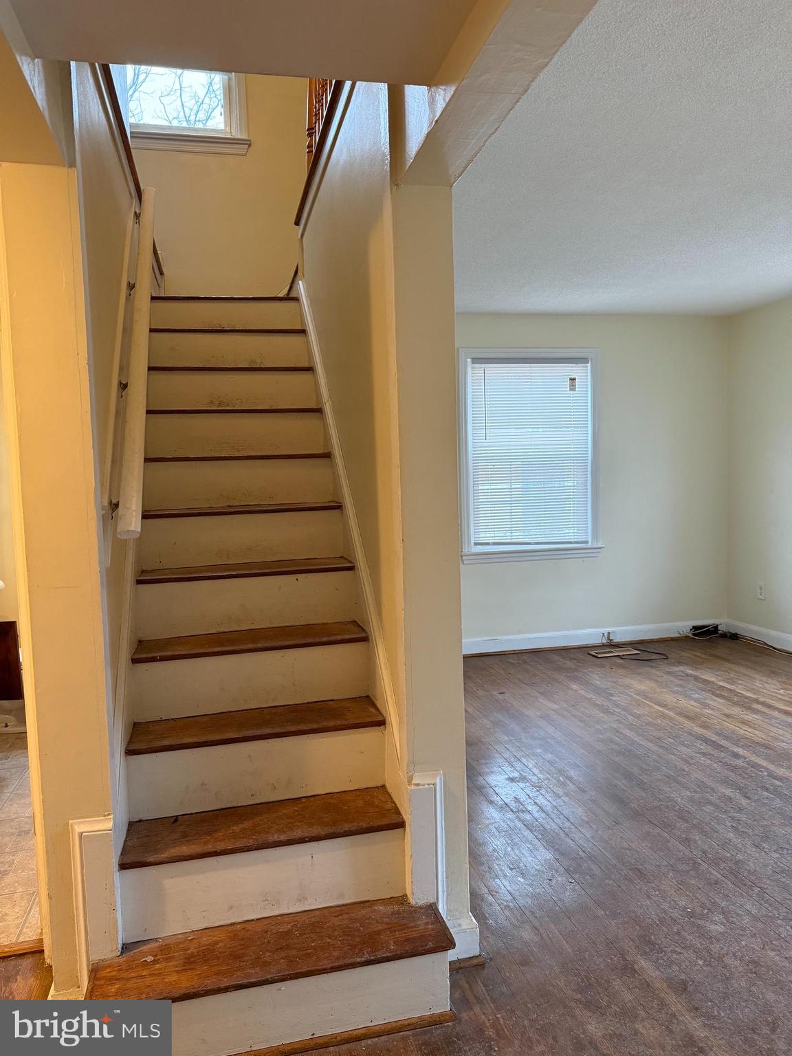 ROCKCREST - Residential