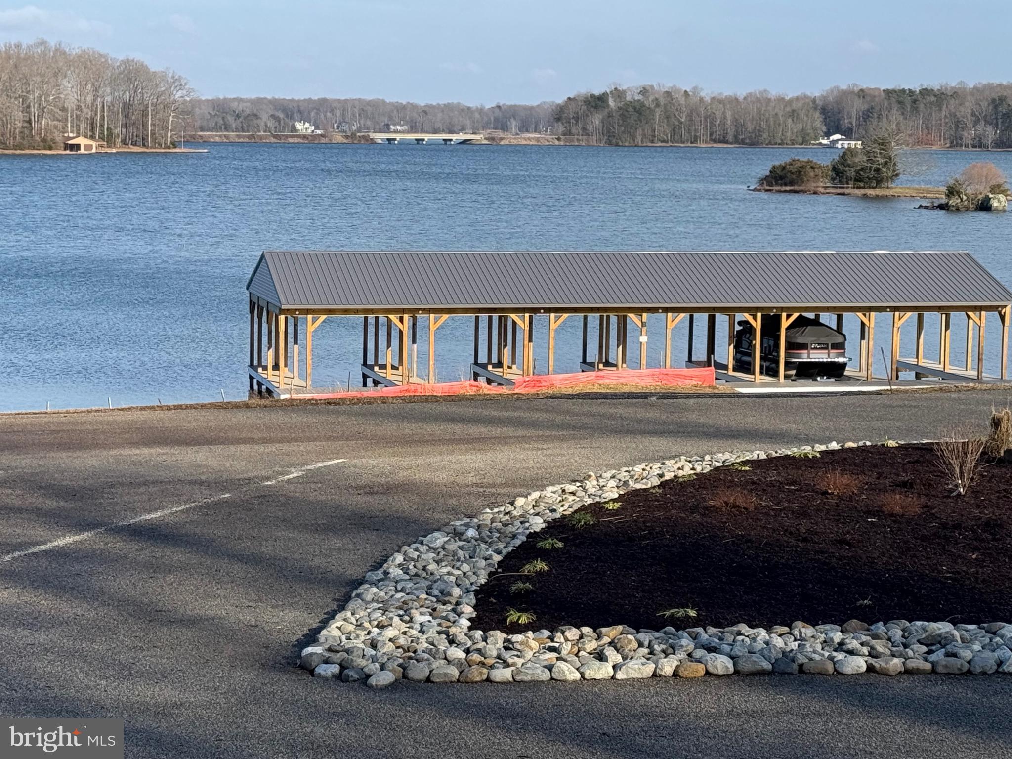 ROCK ISLAND LANDING - Land