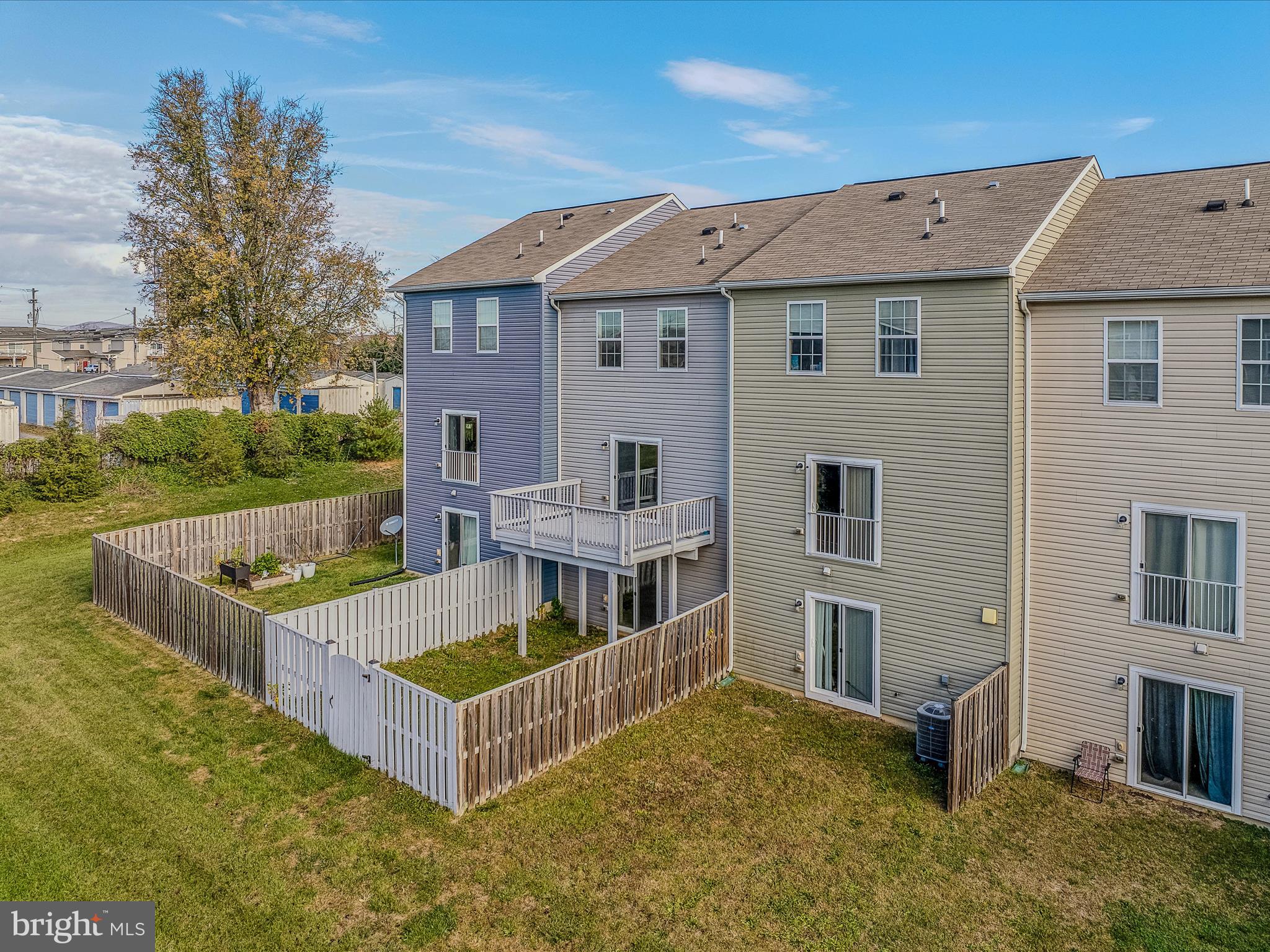 BERKELEY RIDGE - Residential