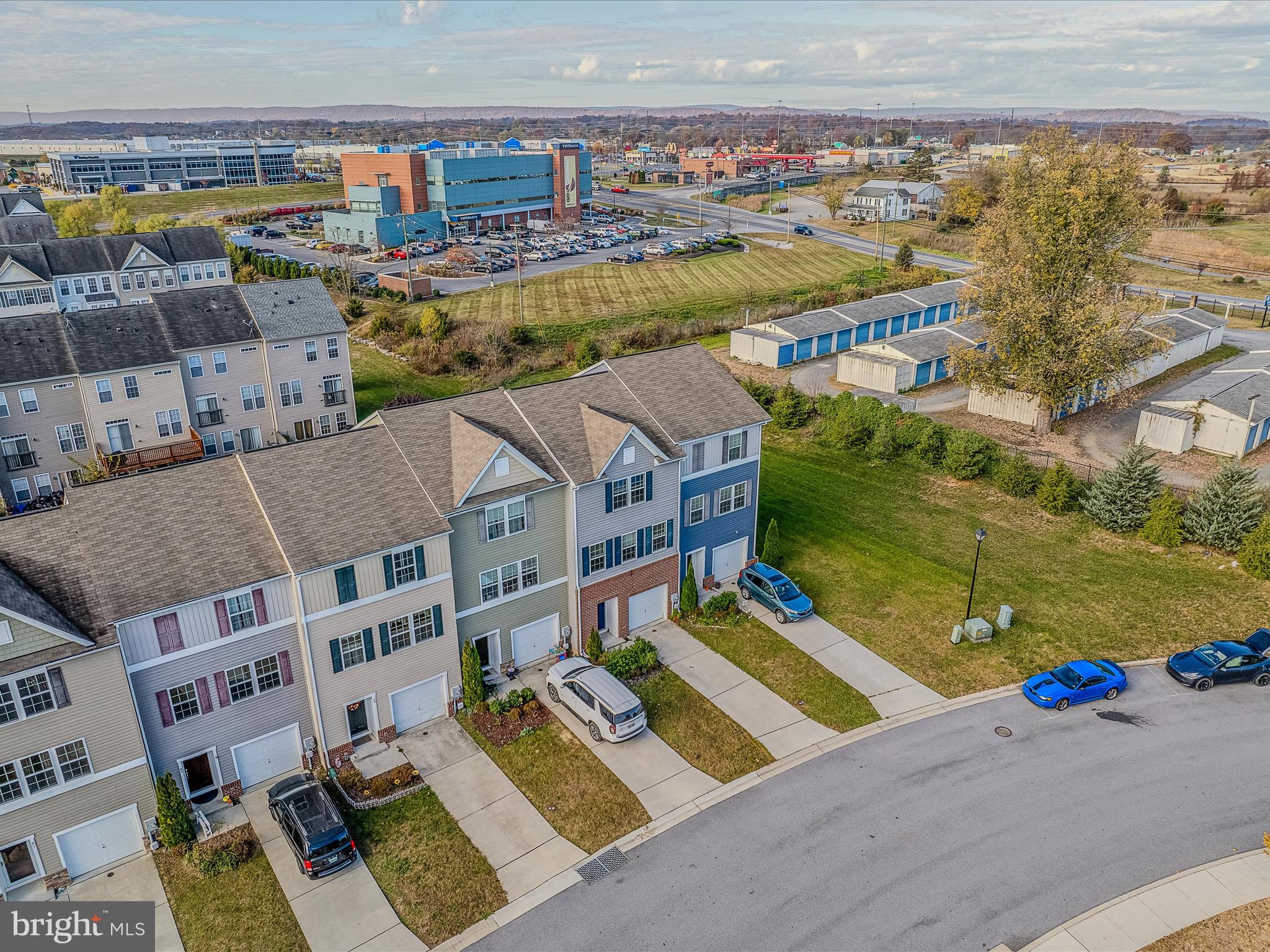 BERKELEY RIDGE - Residential