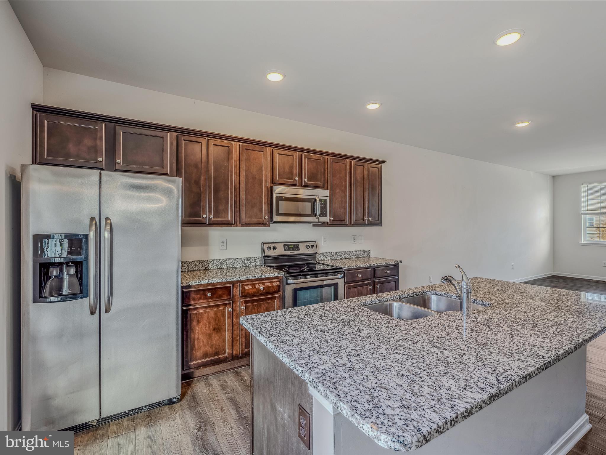 BERKELEY RIDGE - Residential