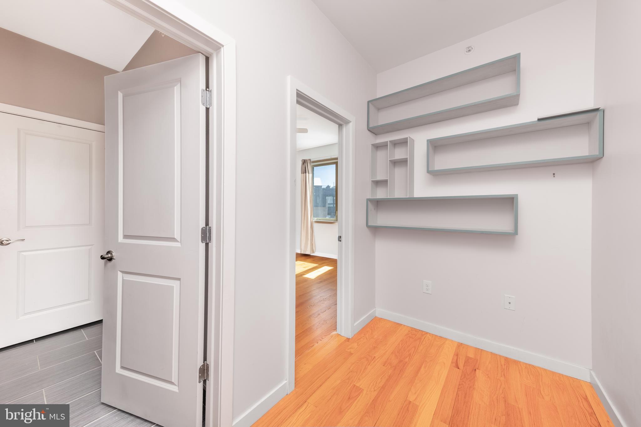 GRADUATE HOSPITAL - Residential