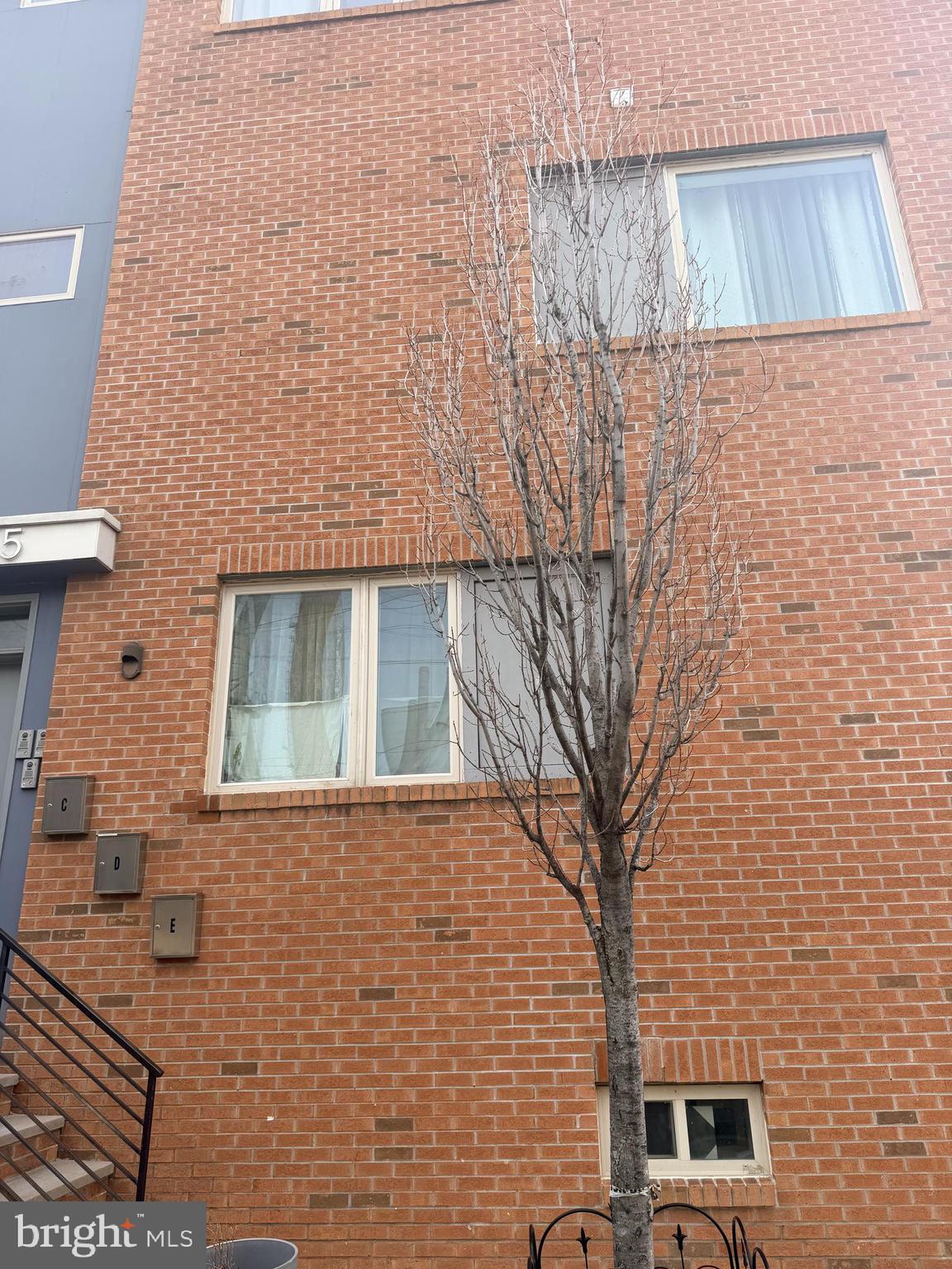 2555 CARPENTER STREET D