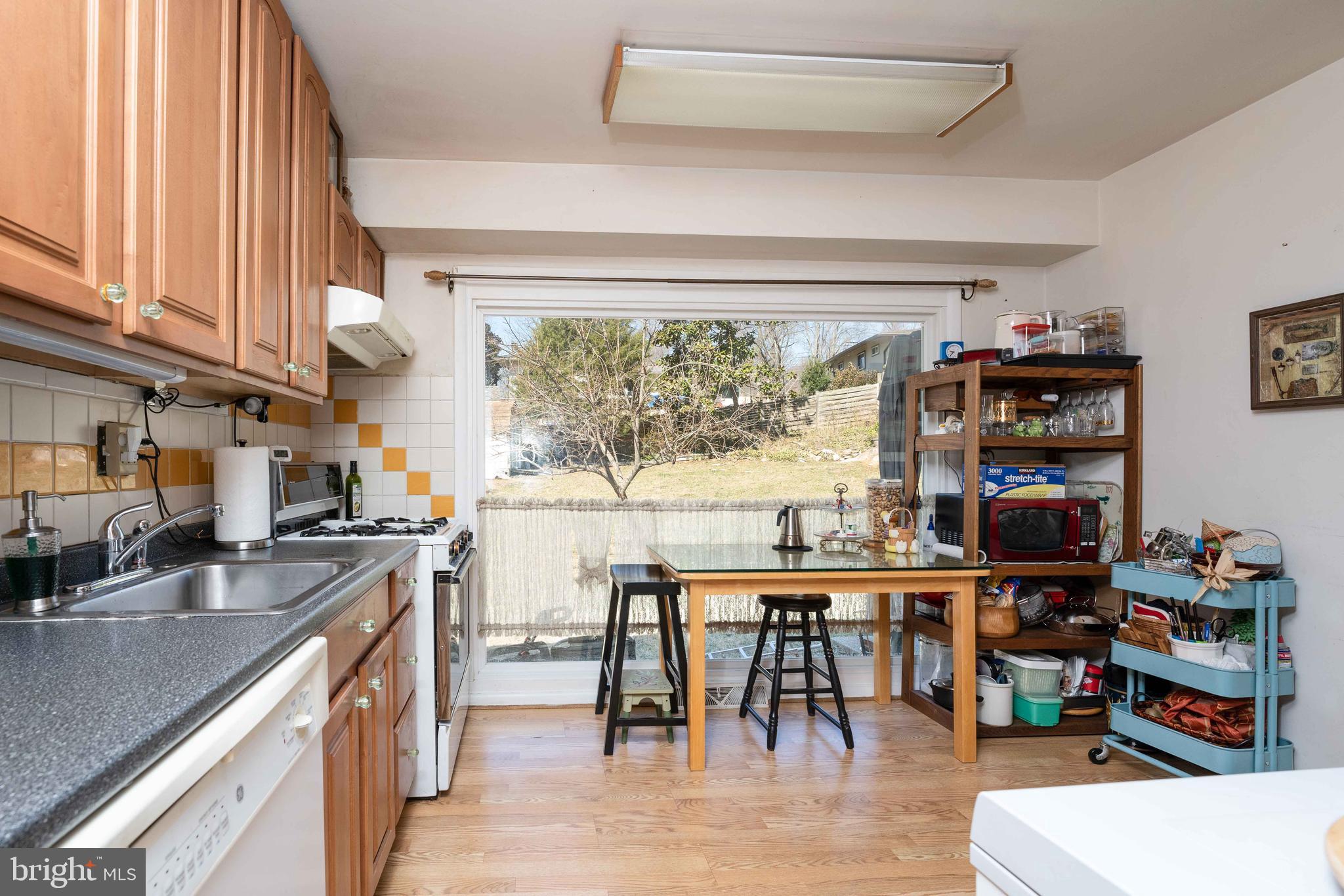 BEL PRE WOODS - Residential