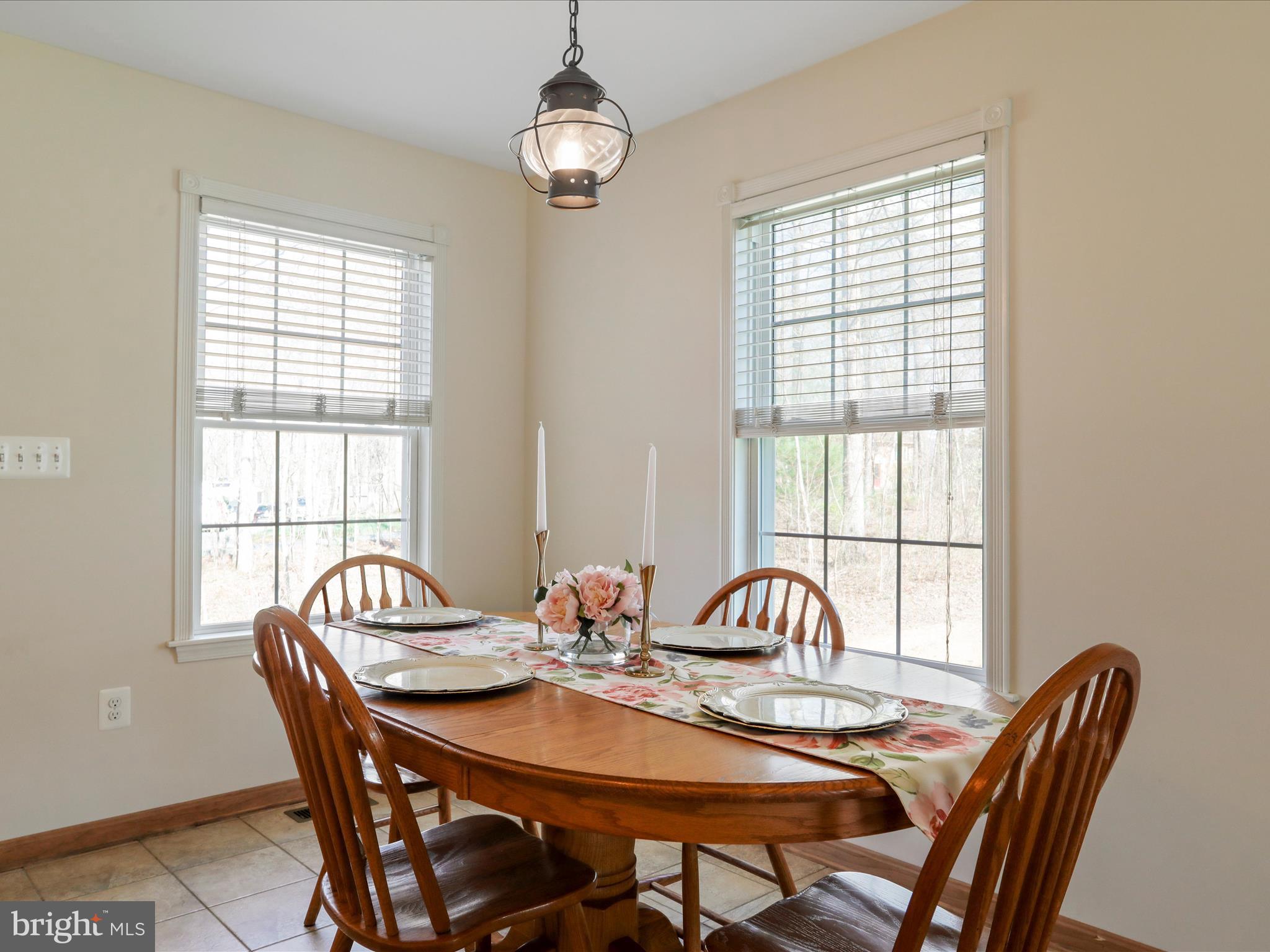 THUNDERBIRD FARM - Residential