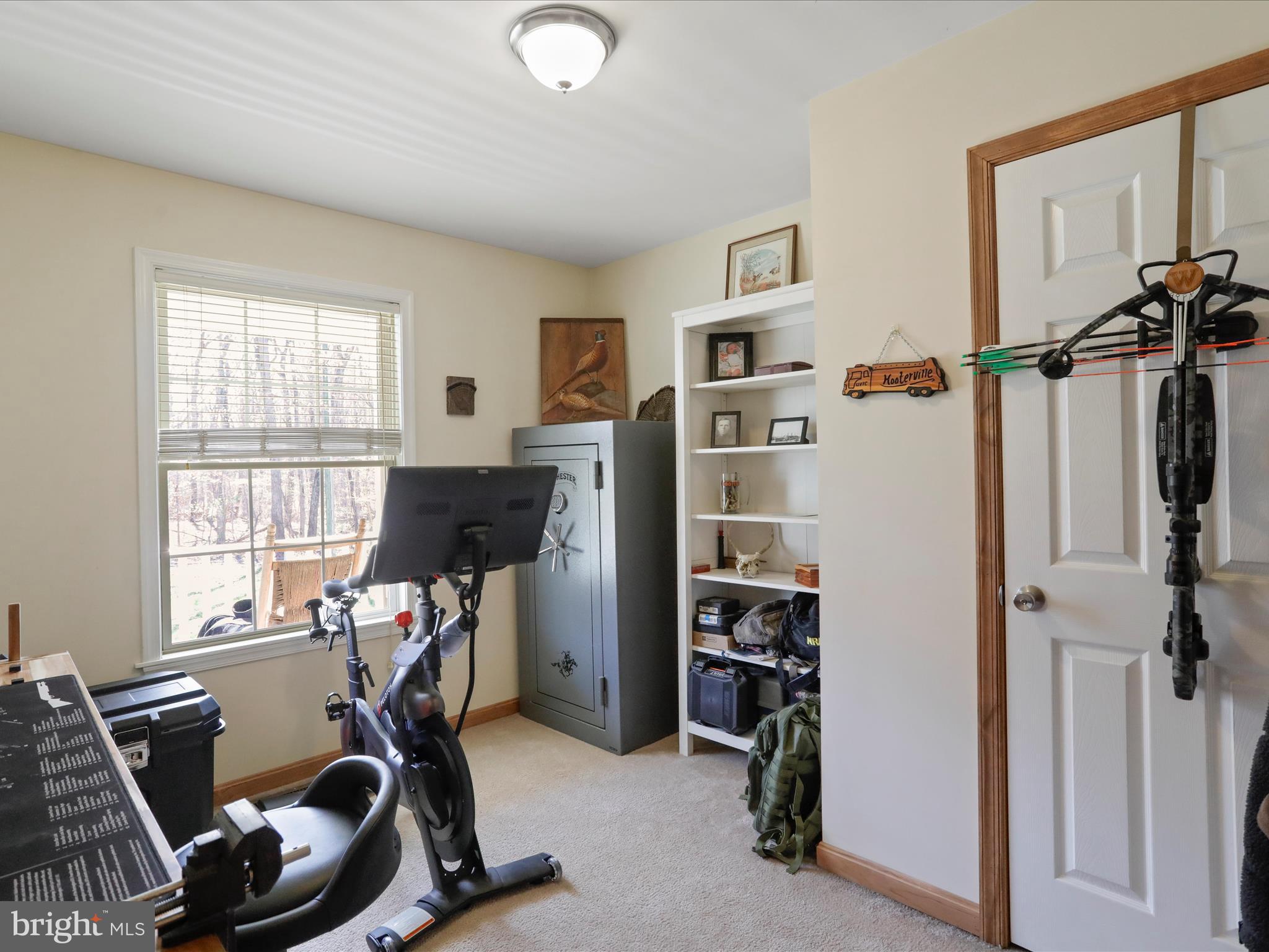 THUNDERBIRD FARM - Residential