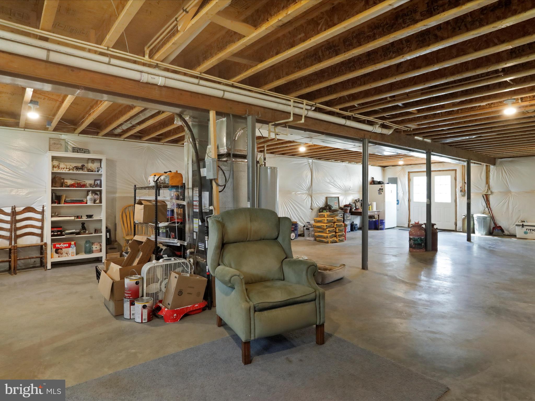 THUNDERBIRD FARM - Residential