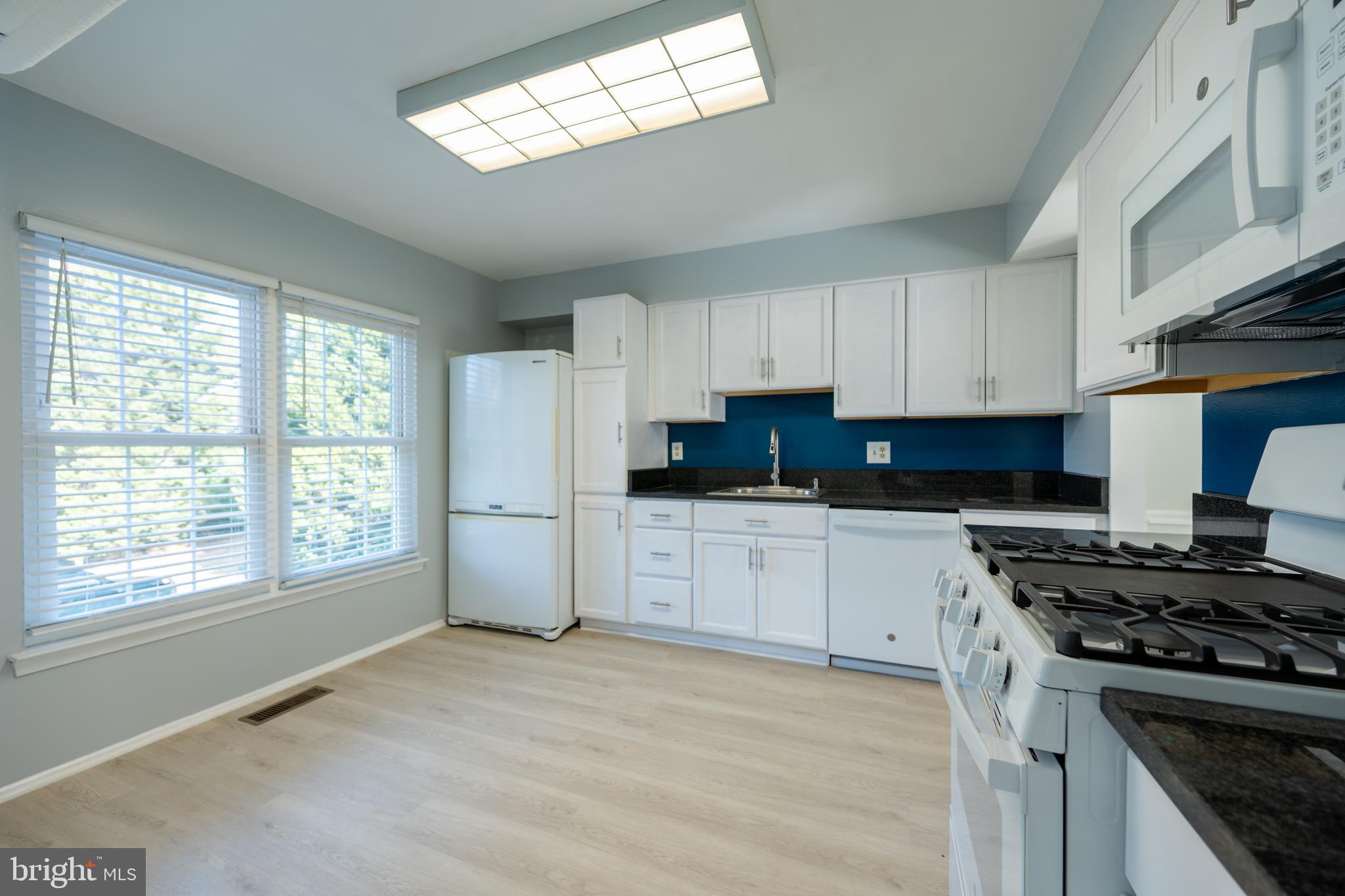 AMBERFIELD - Residential