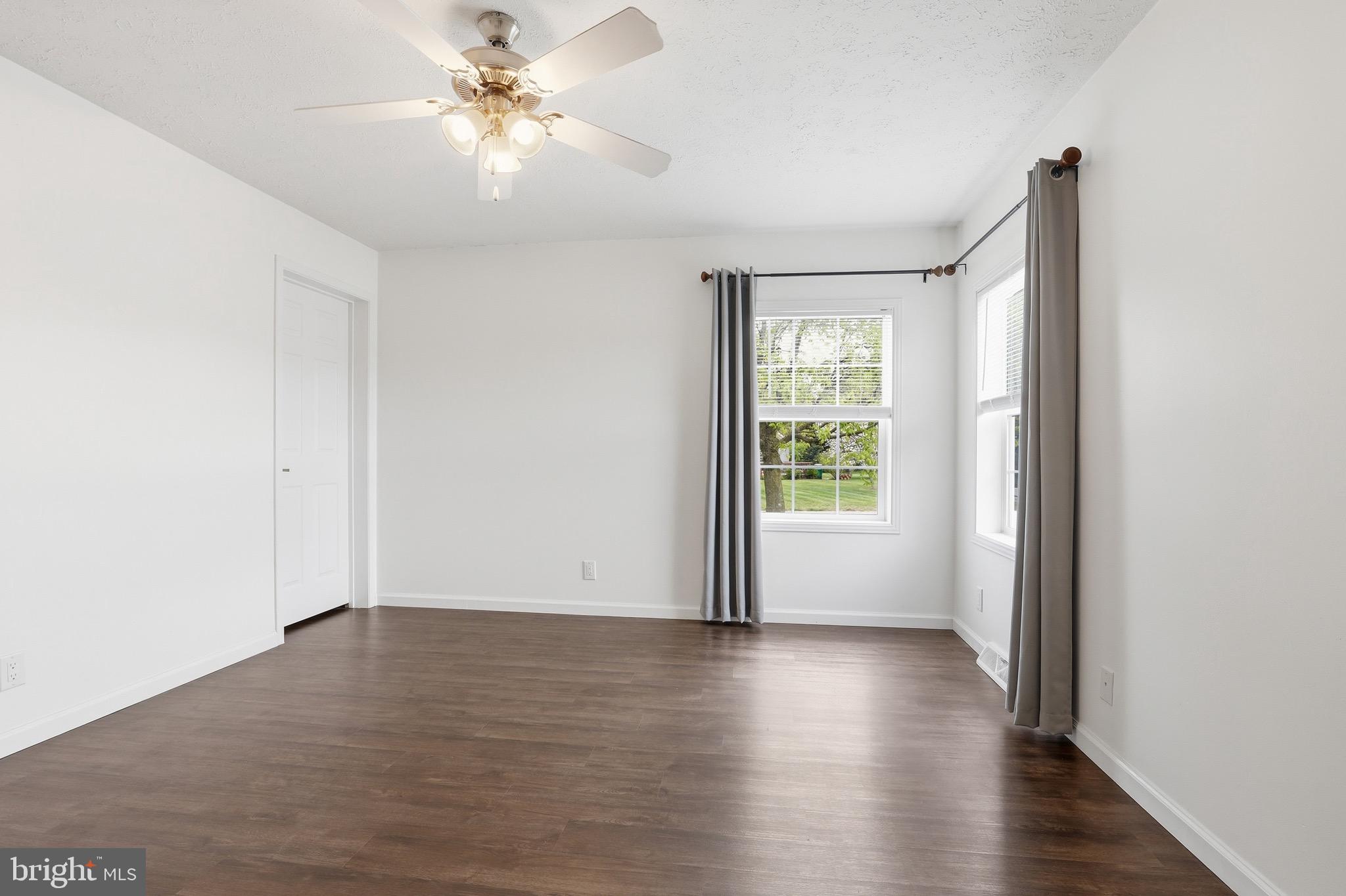 WYNN WOOD - Residential