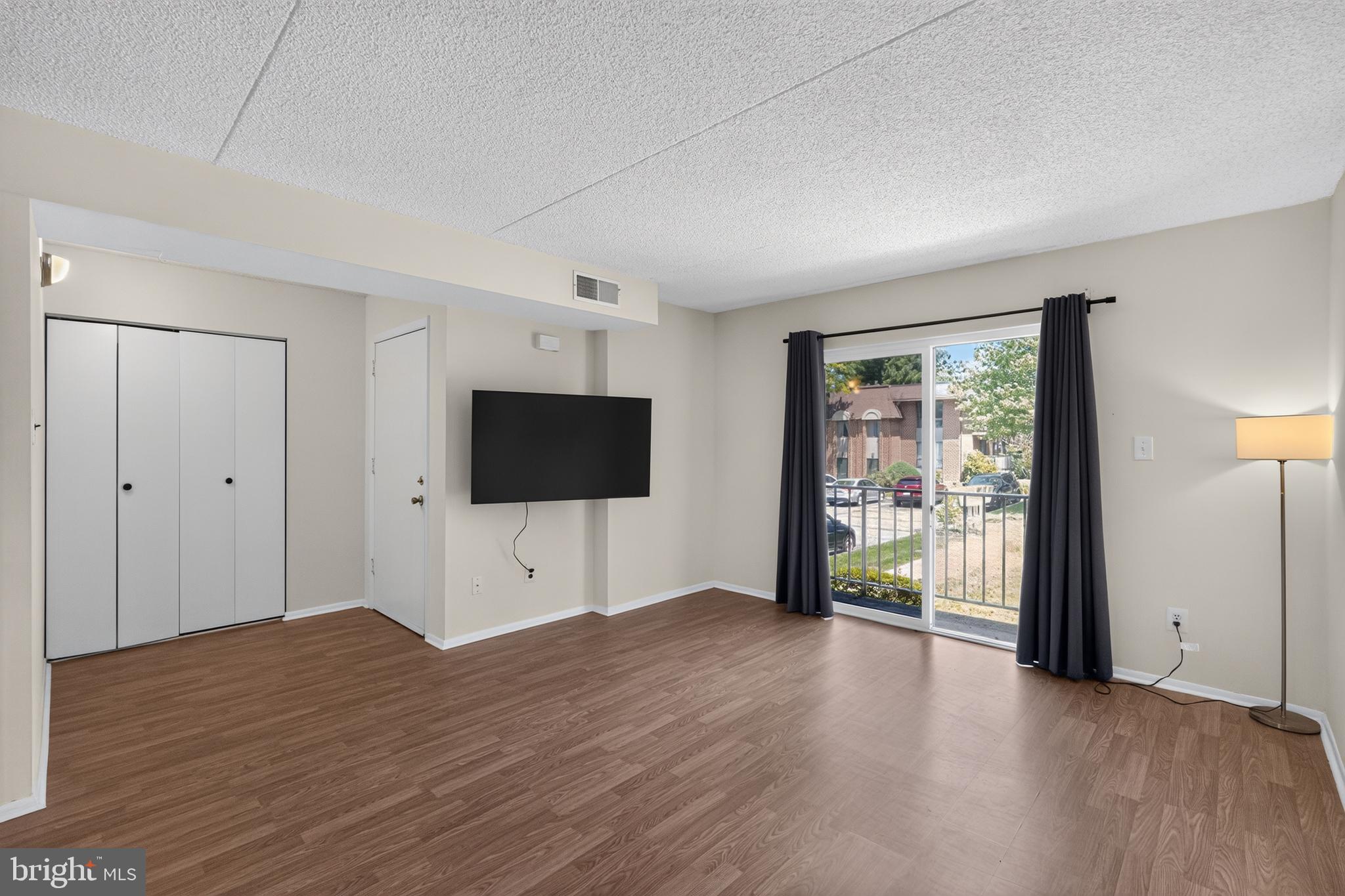 828 PUTNAM BOULEVARD A 53A