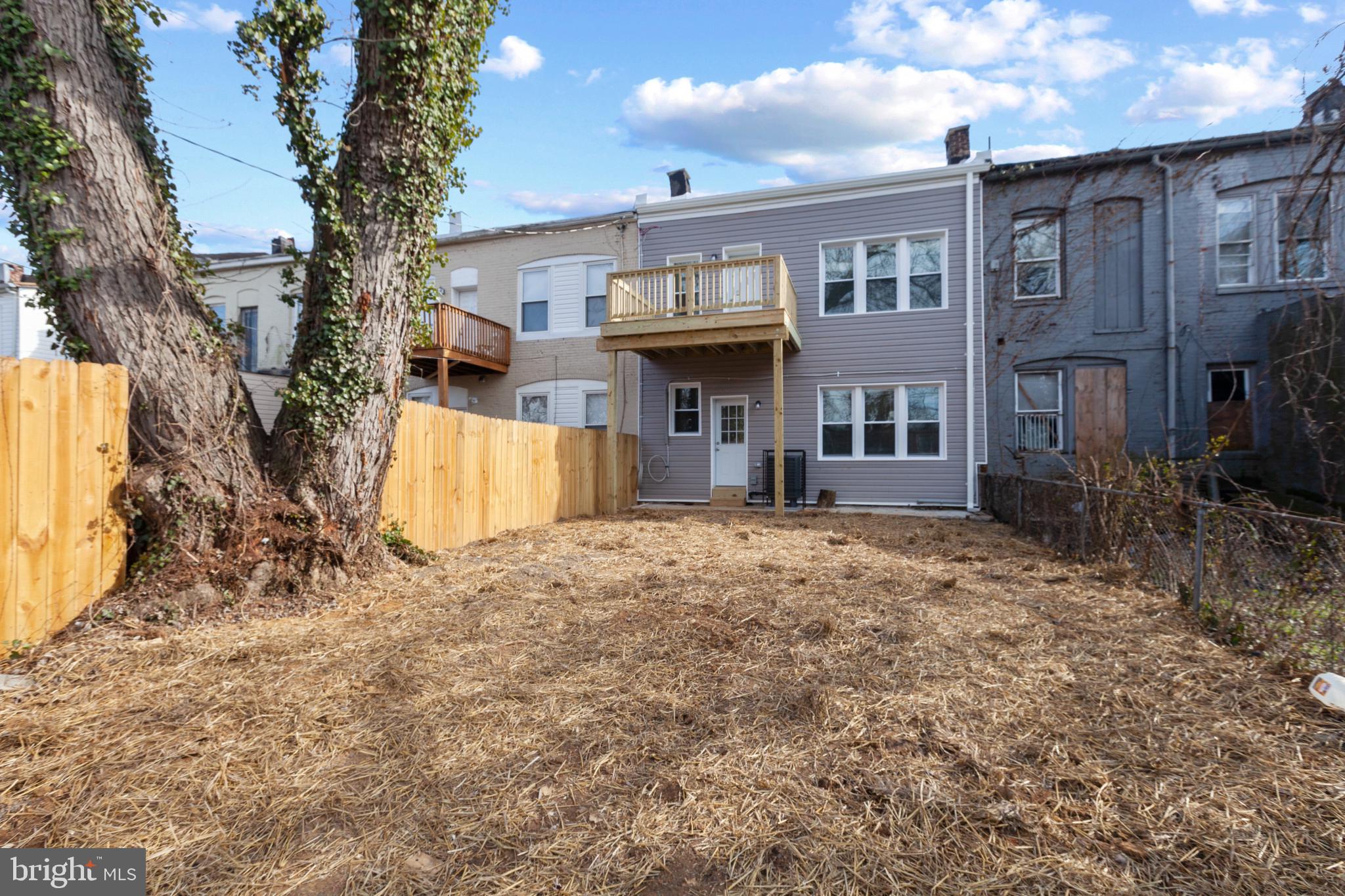 GREENSPRING - Residential Lease