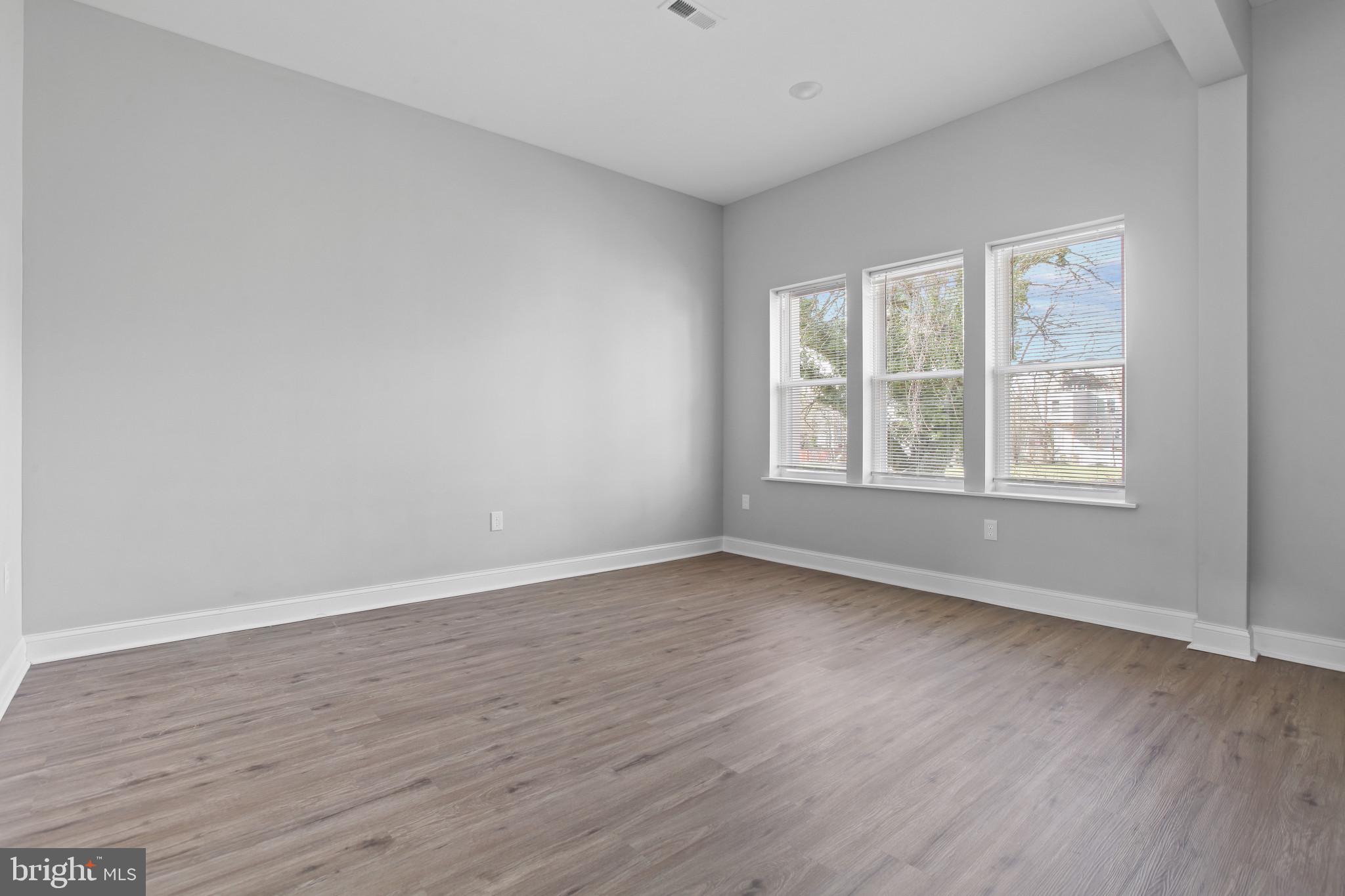 GREENSPRING - Residential Lease