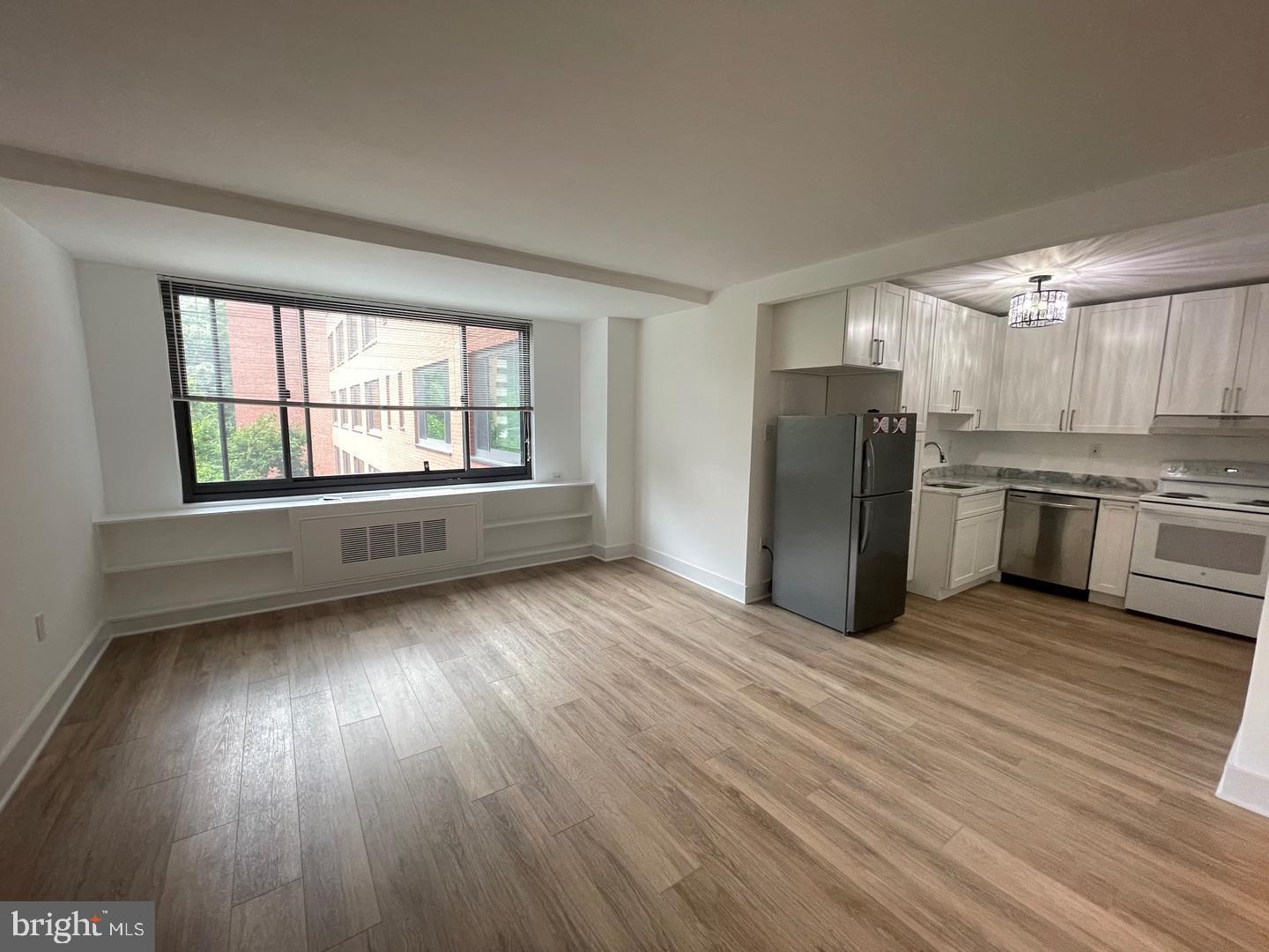 1021 ARLINGTON BOULEVARD 748