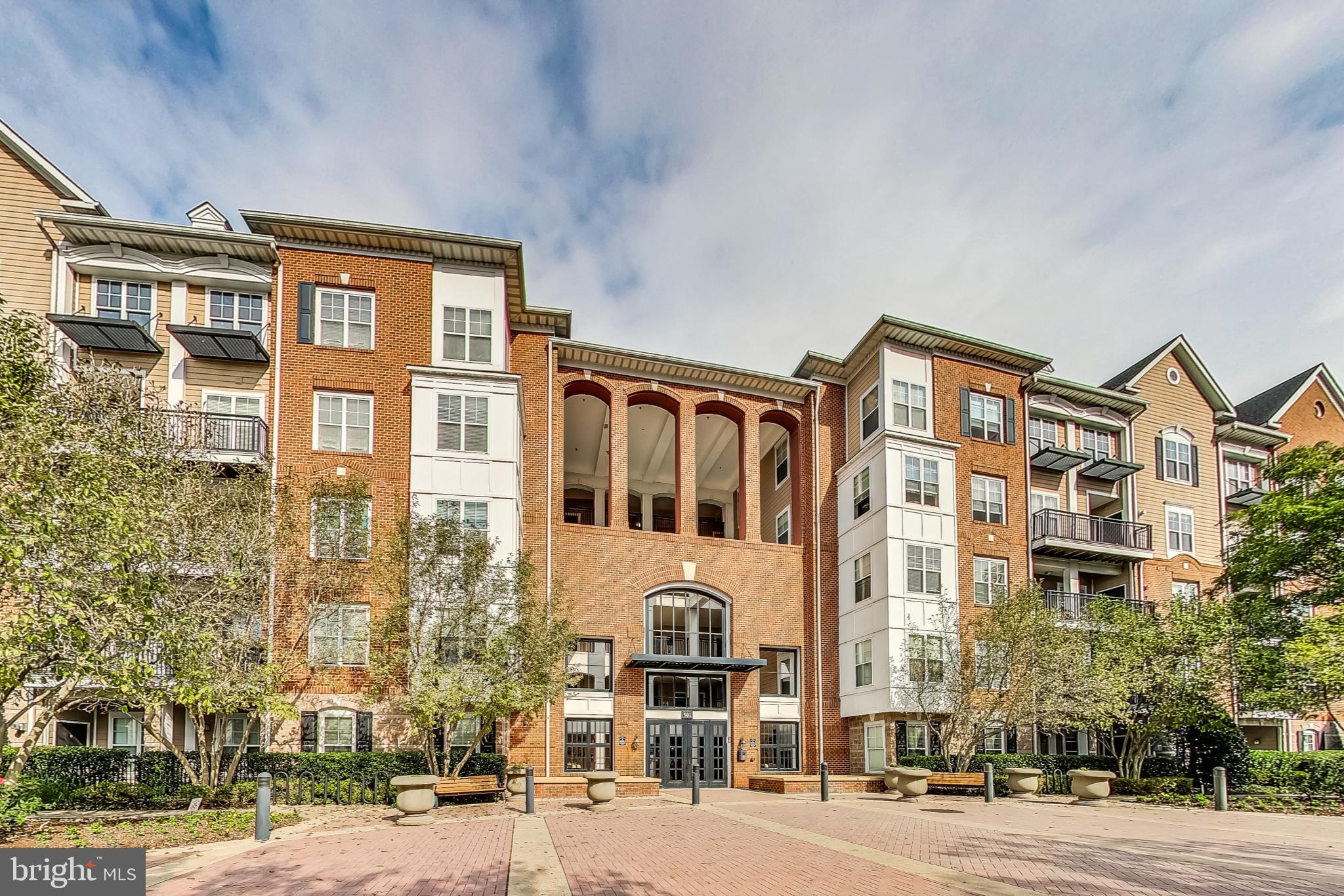 FITZ AT ROCKVILLE TOWN C - Residential Lease