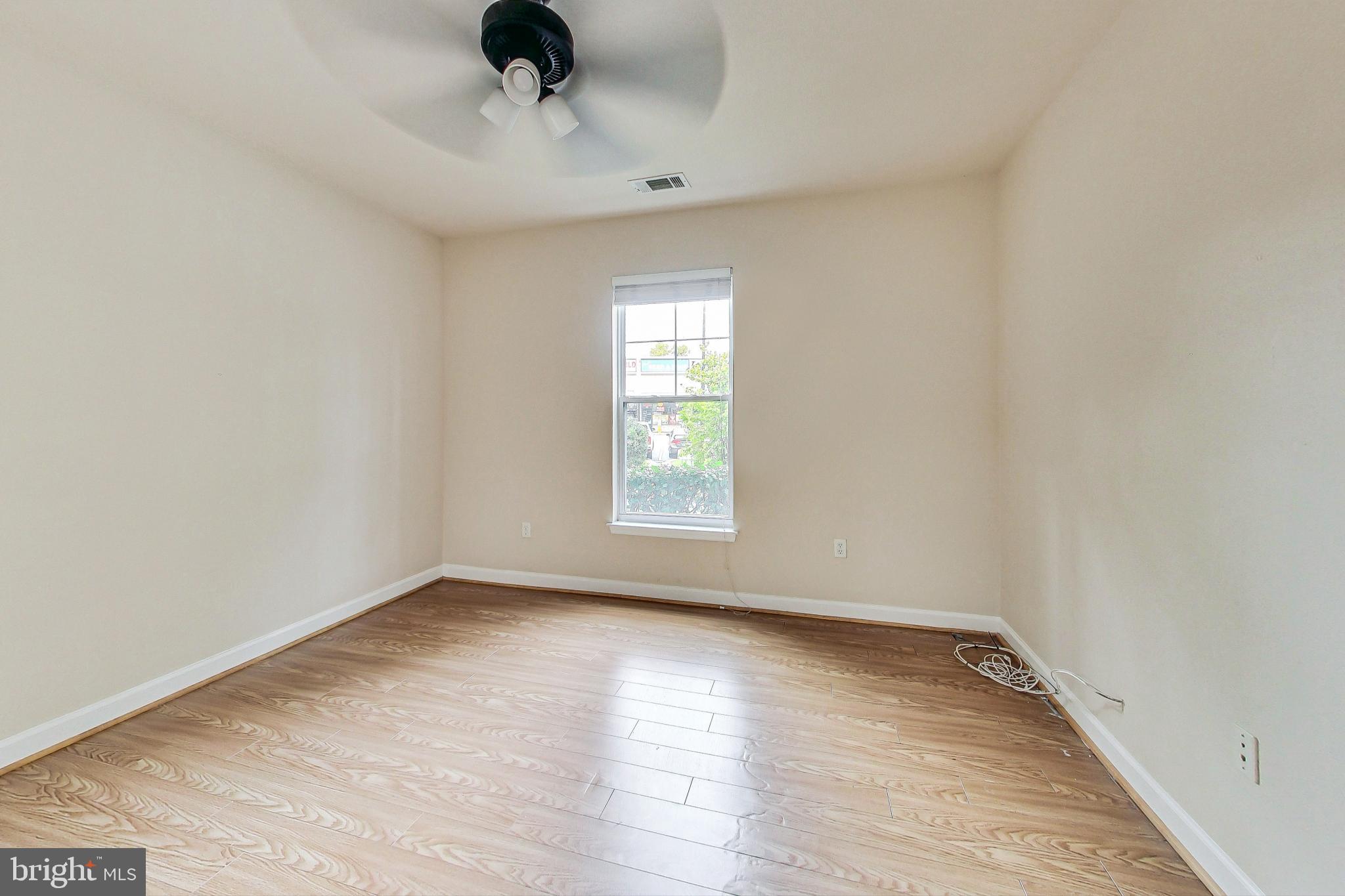 FITZ AT ROCKVILLE TOWN C - Residential Lease