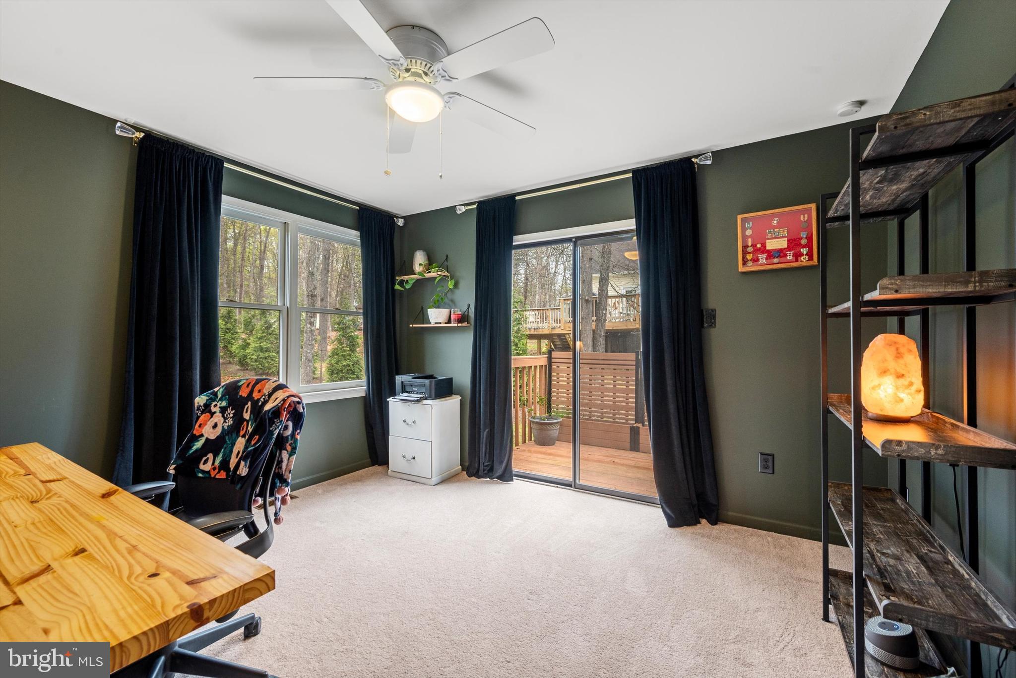 LAKE HOLIDAY ESTATES - Residential