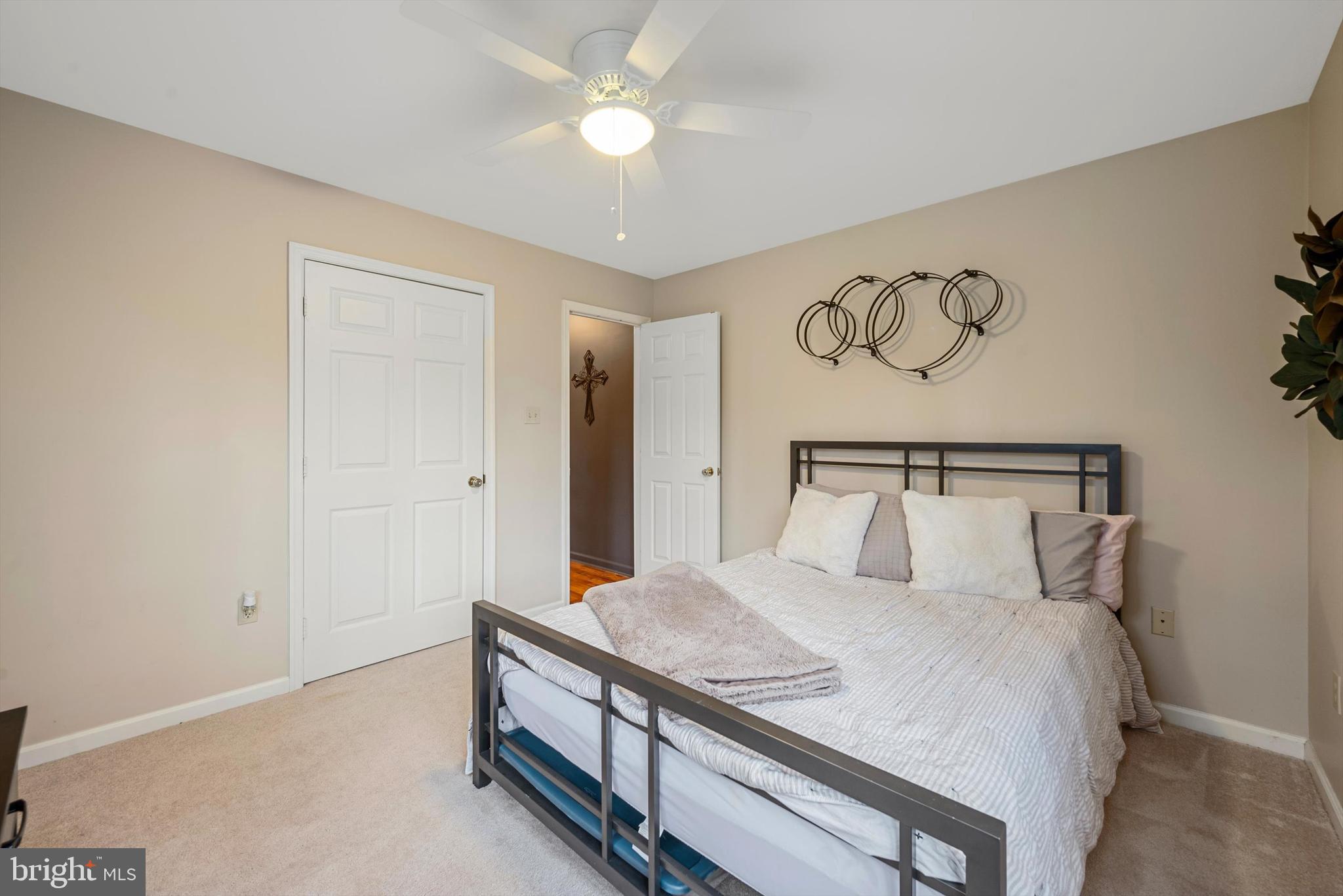 LAKE HOLIDAY ESTATES - Residential