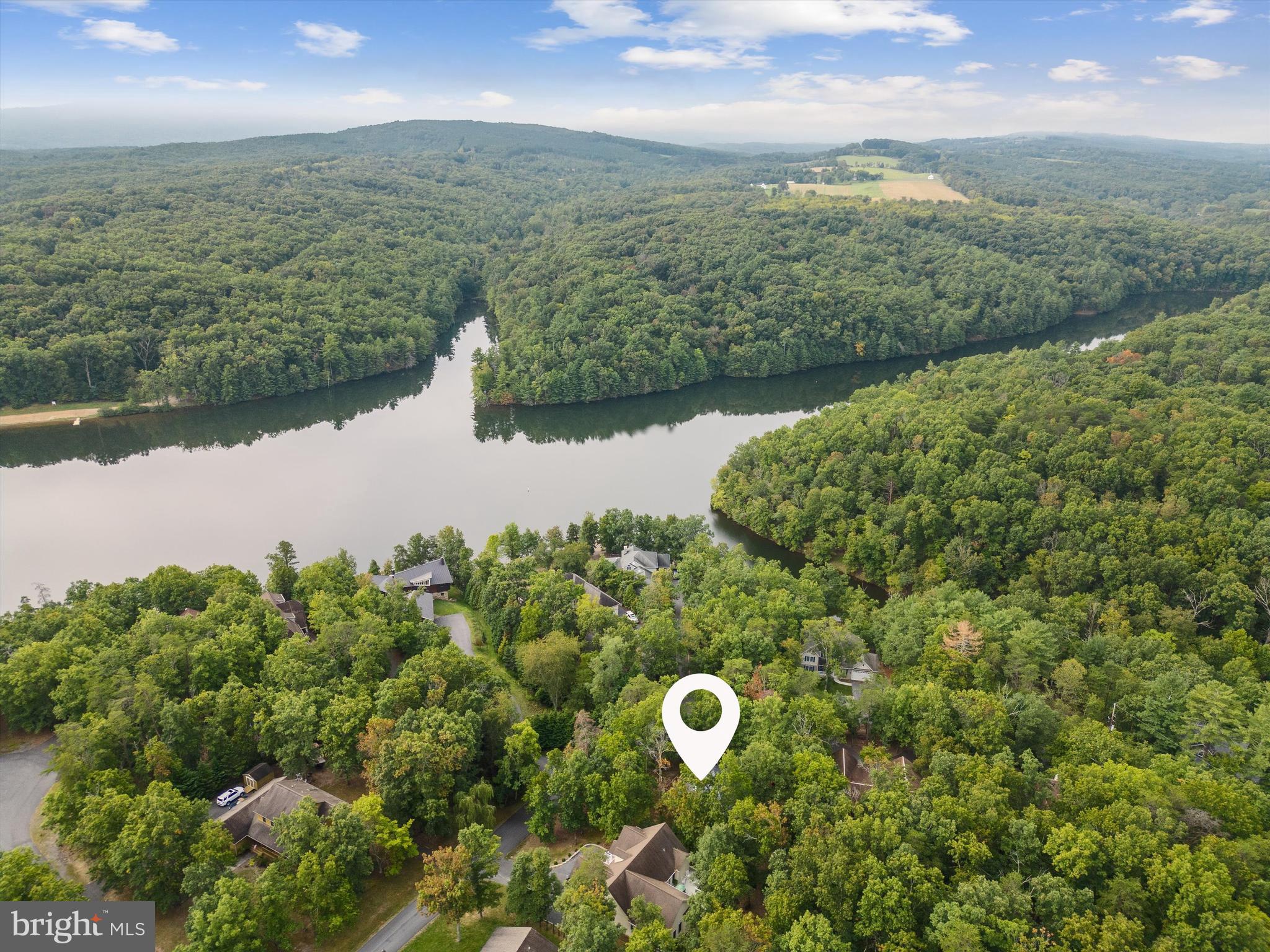 LAKE HOLIDAY ESTATES - Residential