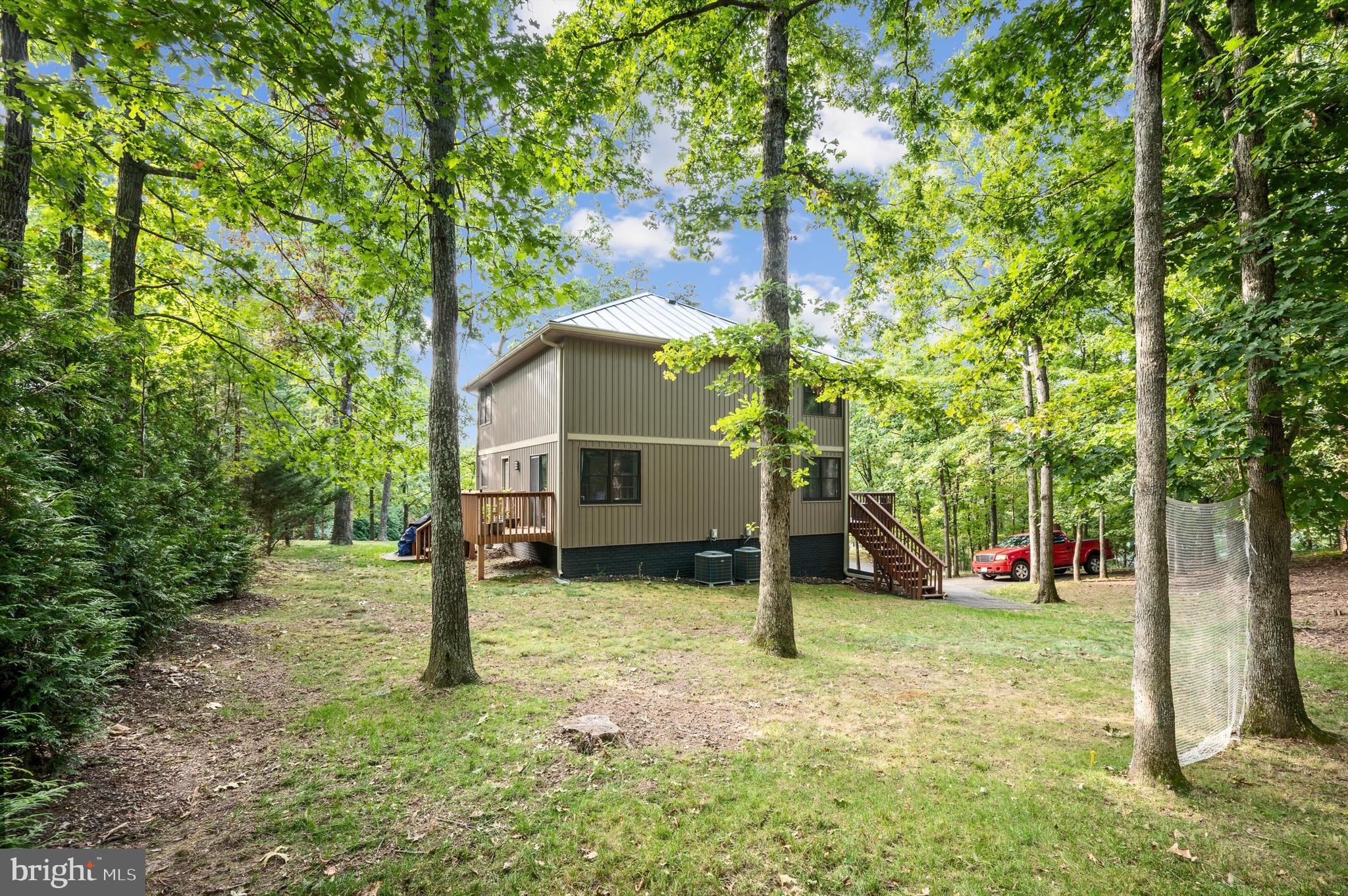 LAKE HOLIDAY ESTATES - Residential