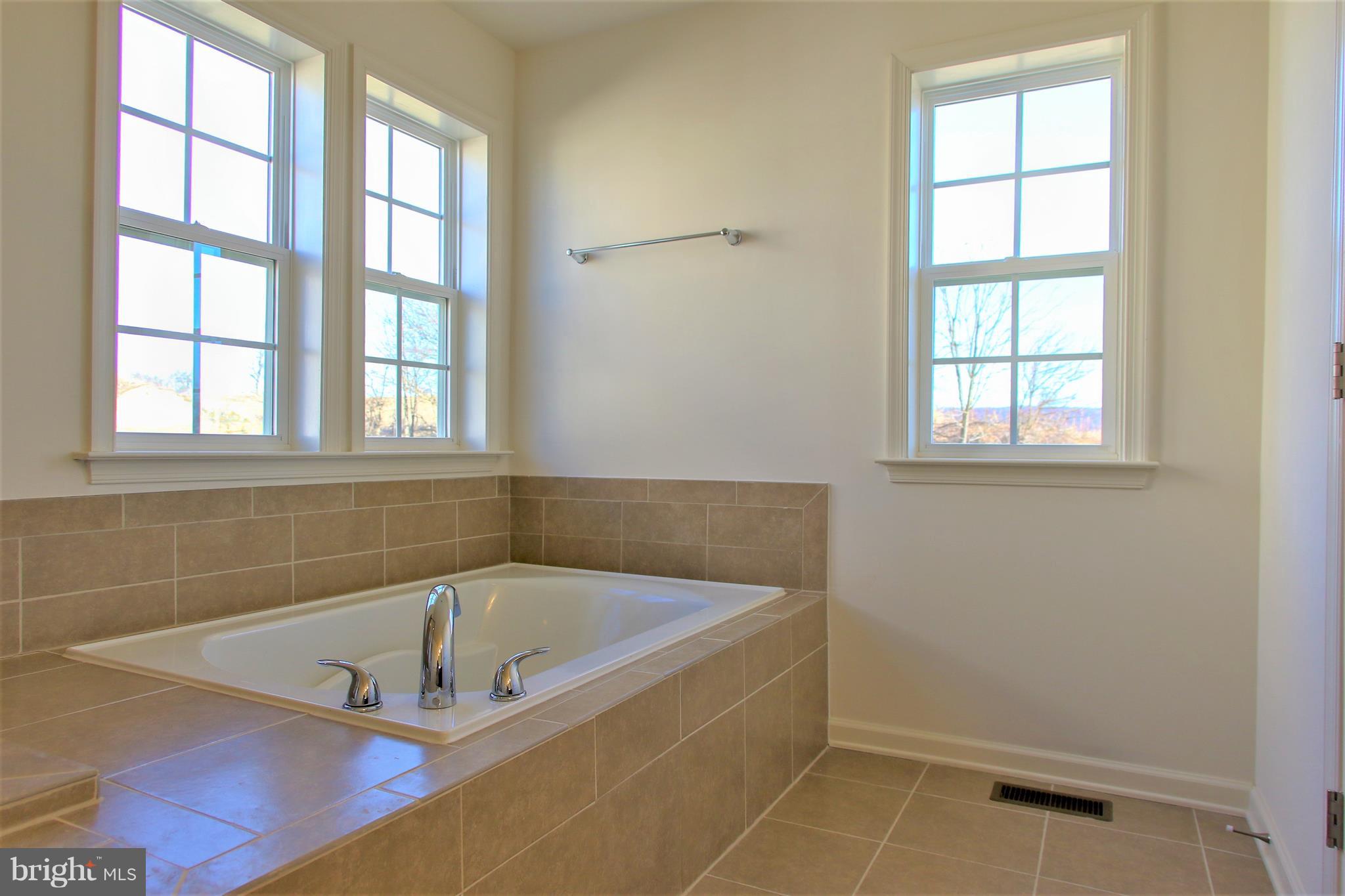 SHERIDAN ESTATES - Residential