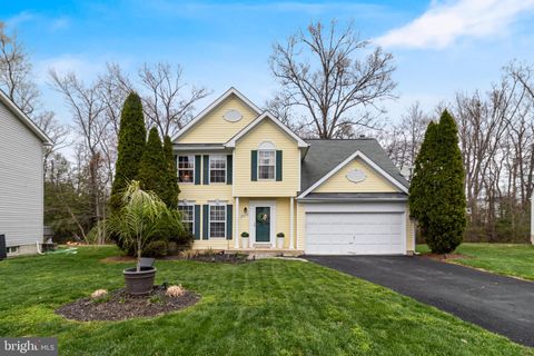 Photo of 3074 Lake Hill Court, WALDORF, MD 20603 (MLS # MDCH2052814)