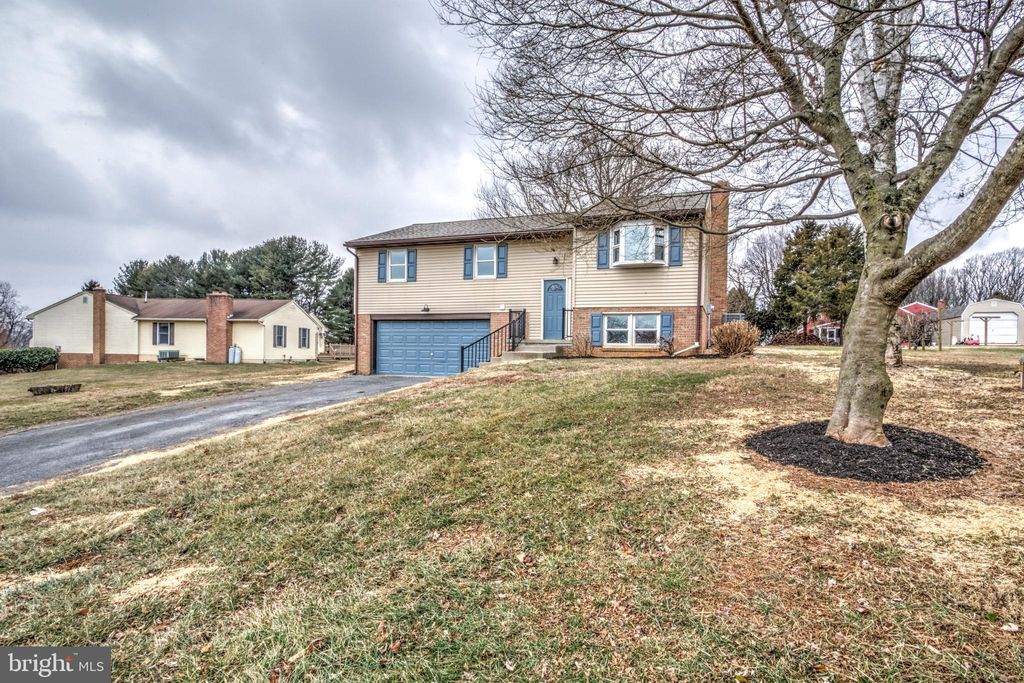 Photo of 16 Birch Interval, WILLOW STREET, PA 17584 (MLS # PALA2064582)