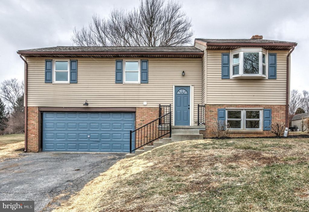 Photo of 16 Birch Interval, WILLOW STREET, PA 17584 (MLS # PALA2064582)