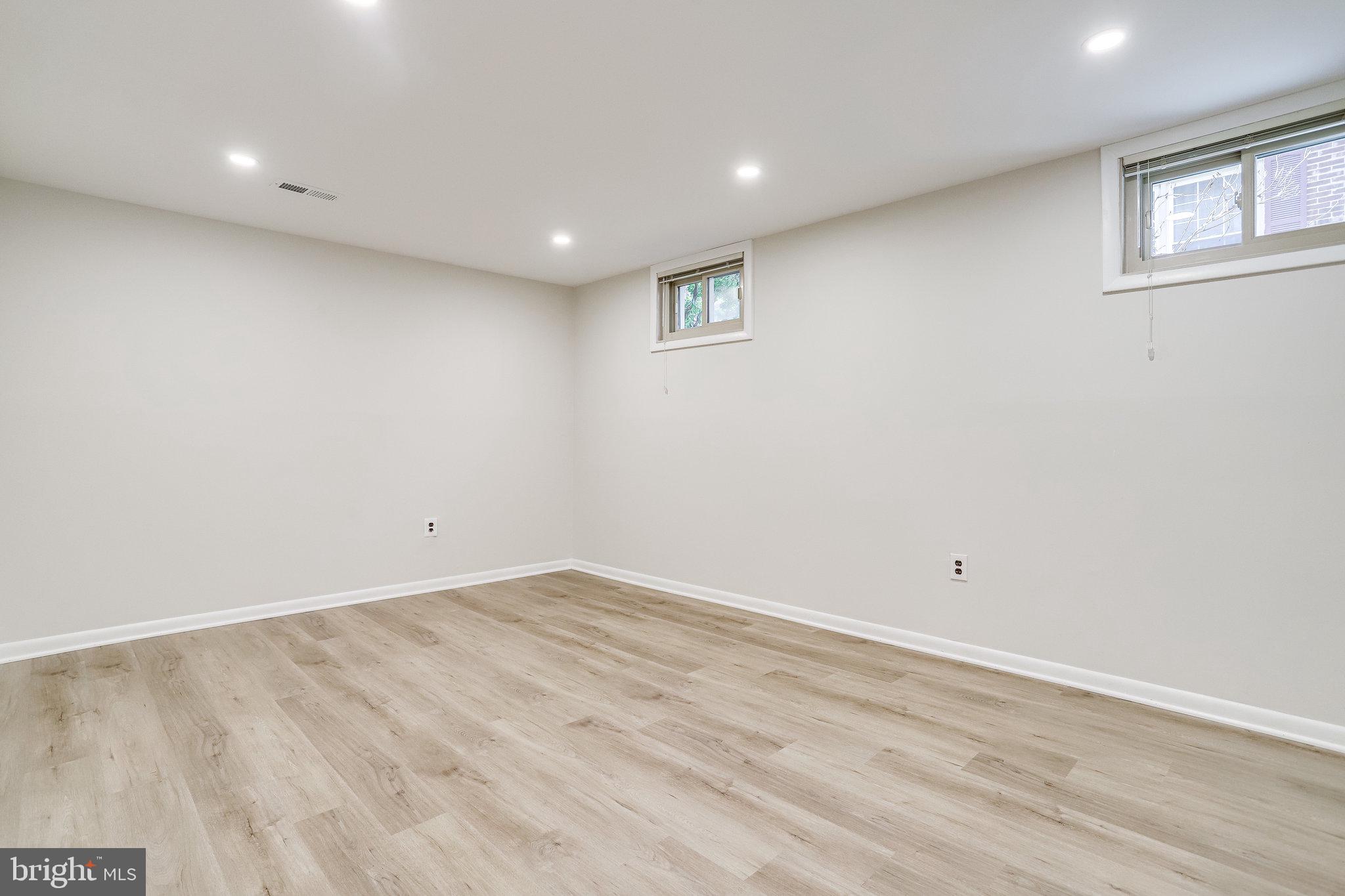 WINDGATE I - Residential