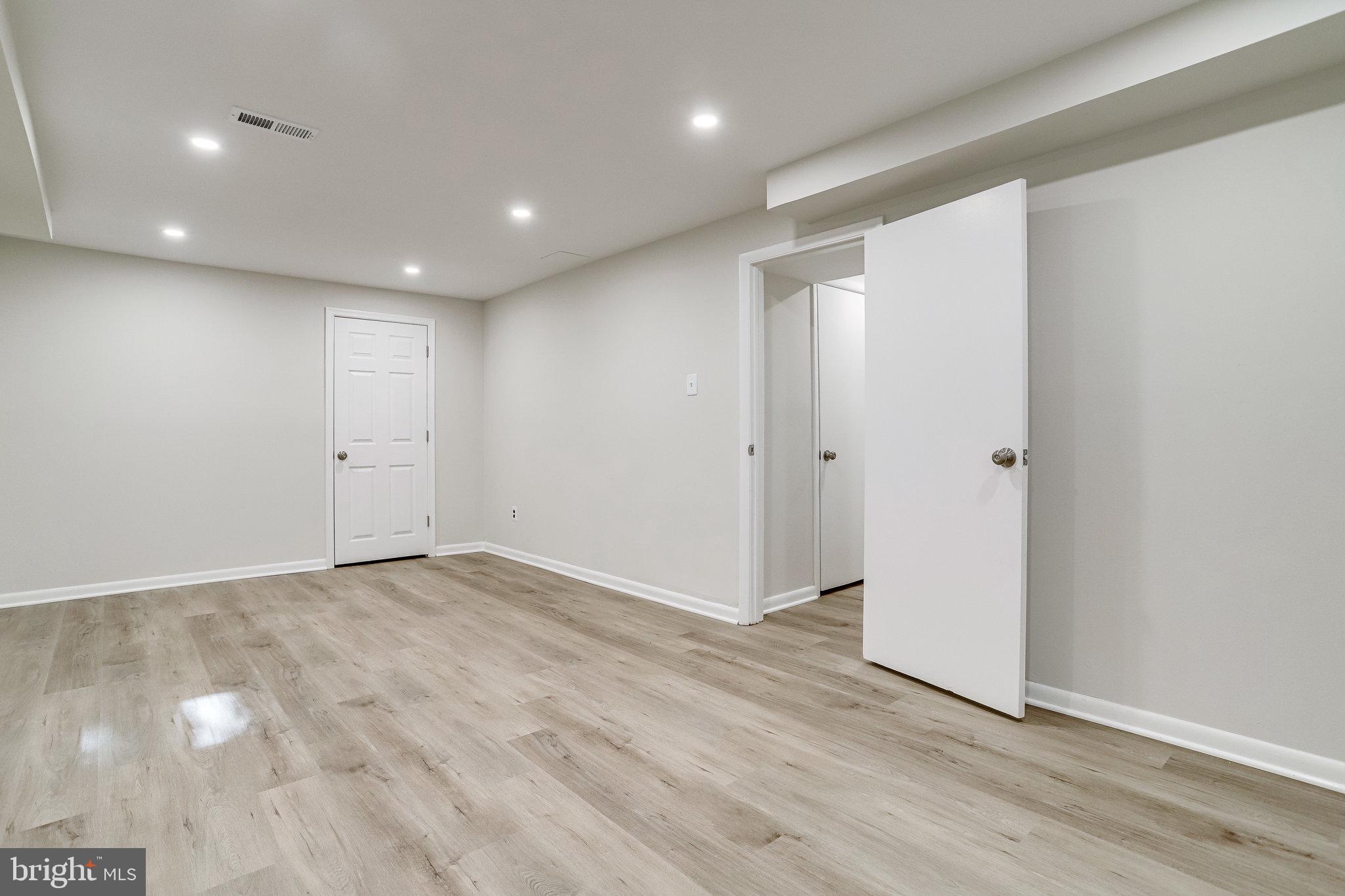 WINDGATE I - Residential