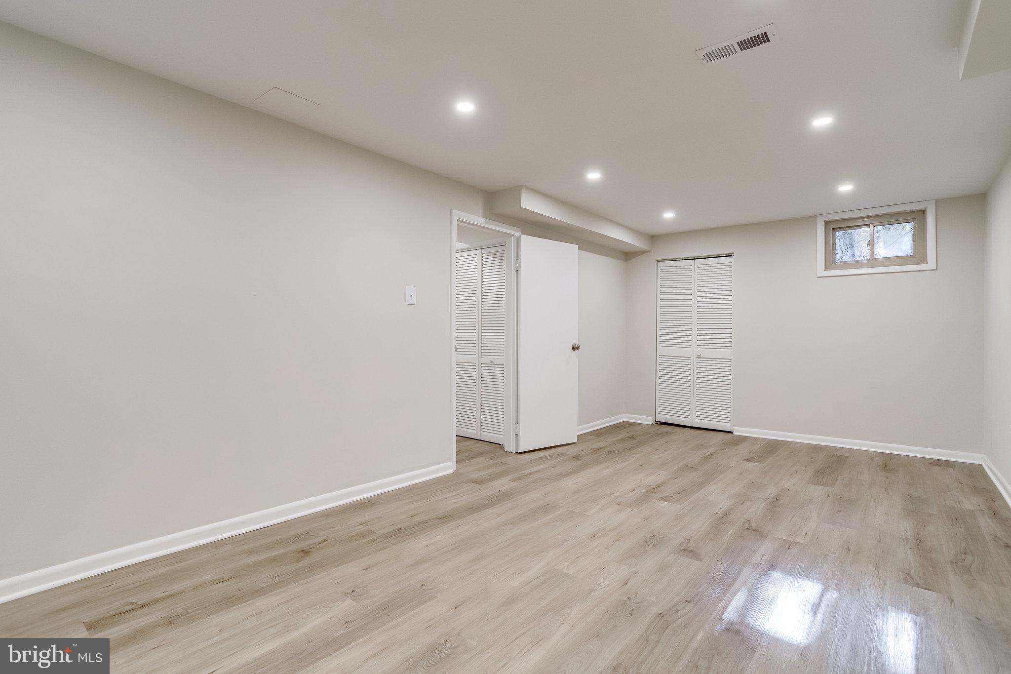 WINDGATE I - Residential