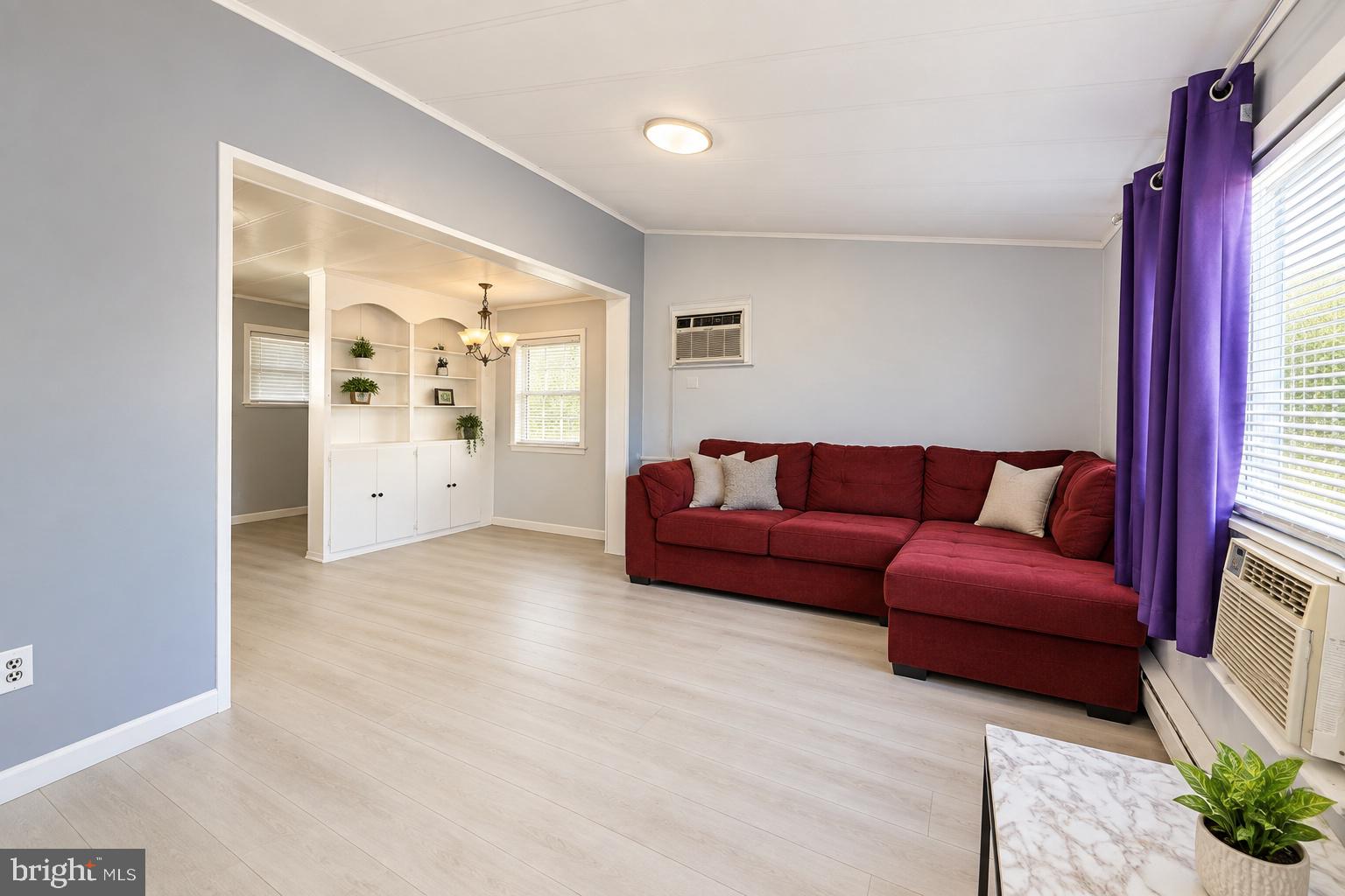 8 S PAULA STREET