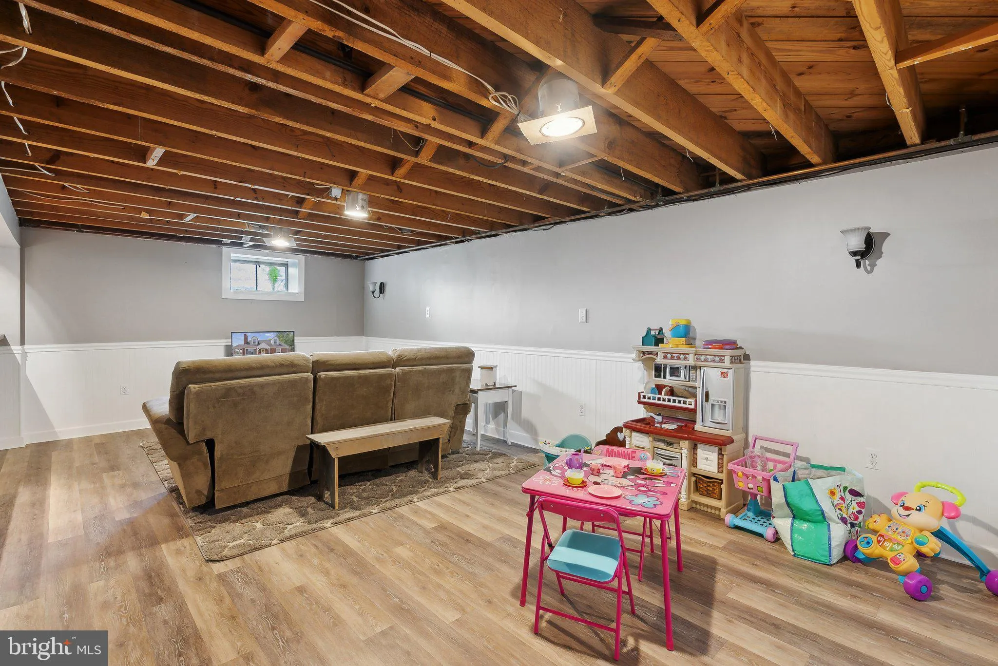 Lutherville Timonium, Maryland 21093, United States, 3 Bedrooms Bedrooms, ,2 BathroomsBathrooms,Residential,Pending,116965