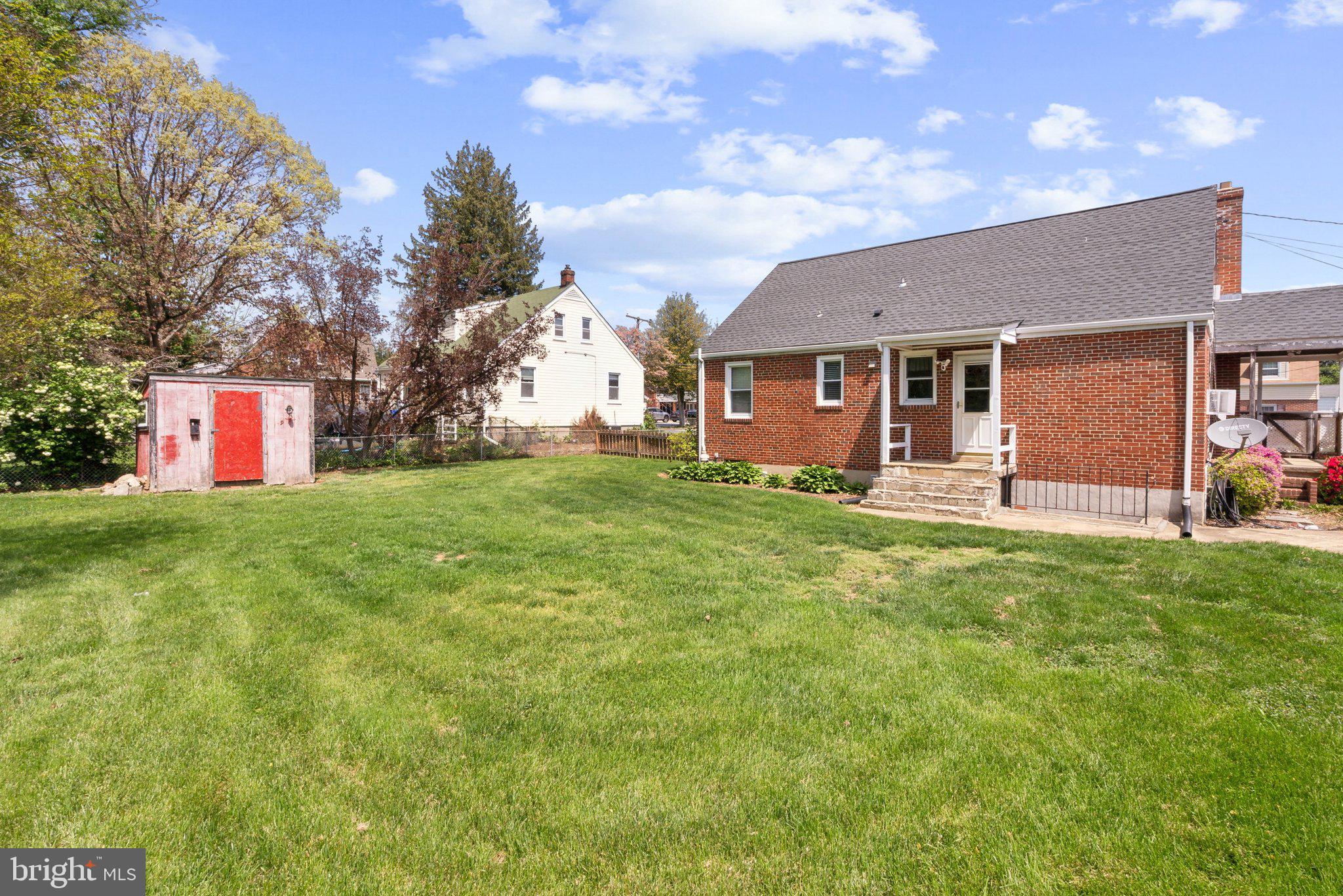 LUTHER VILLAGE - Residential