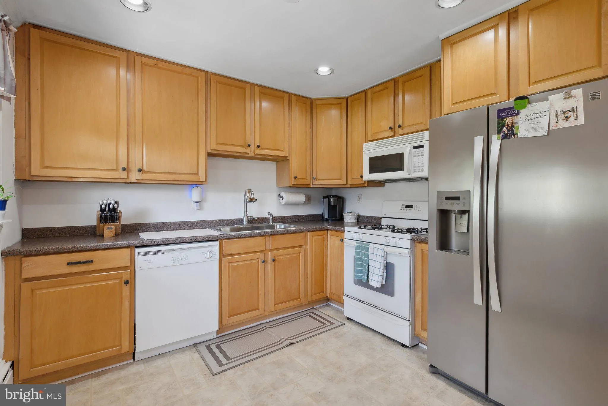 Lutherville Timonium, Maryland 21093, United States, 3 Bedrooms Bedrooms, ,2 BathroomsBathrooms,Residential,Pending,116965