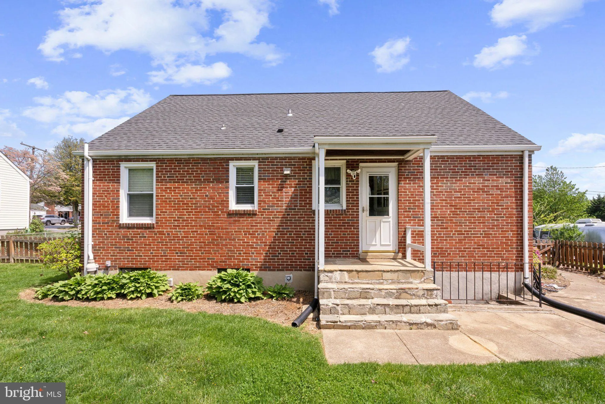 Lutherville Timonium, Maryland 21093, United States, 3 Bedrooms Bedrooms, ,2 BathroomsBathrooms,Residential,Pending,116965