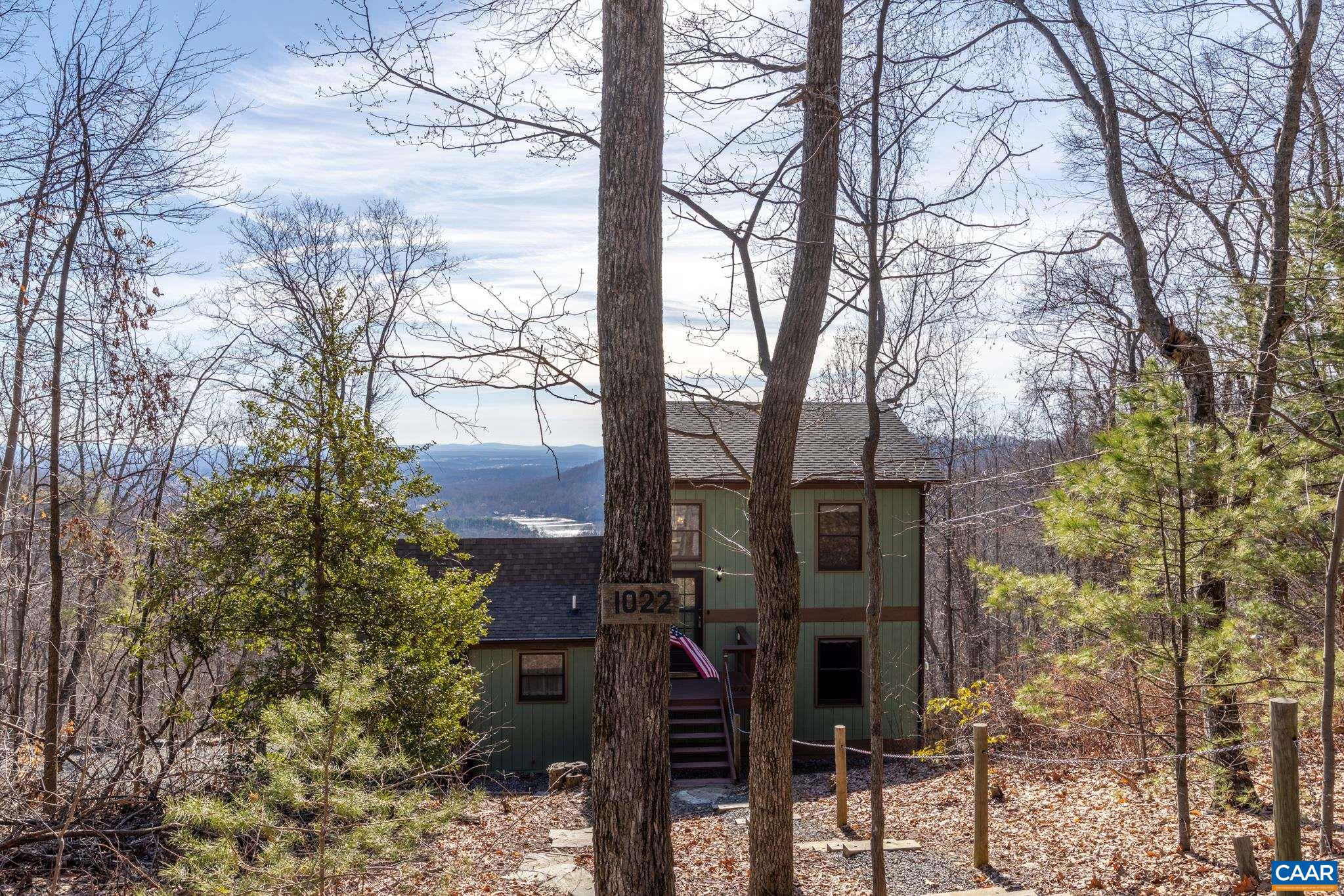 1022 TURKEY RIDGE RD