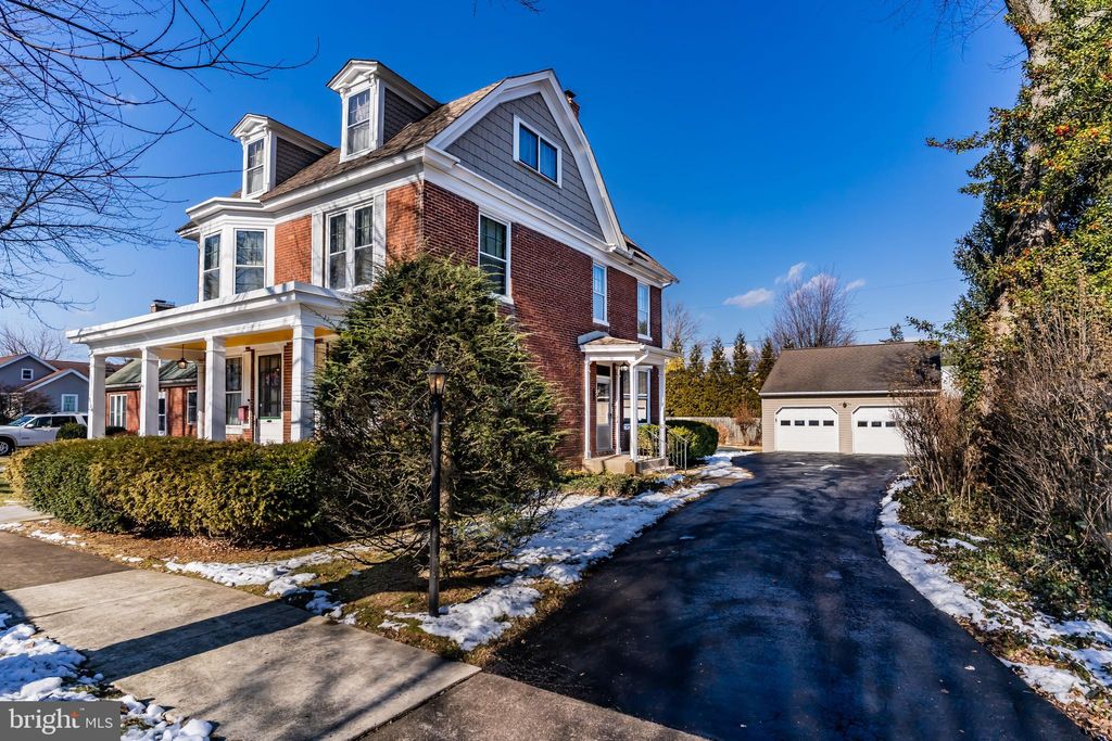Photo of 3108 Dickinson Avenue, CAMP HILL, PA 17011 (MLS # PACB2048590)