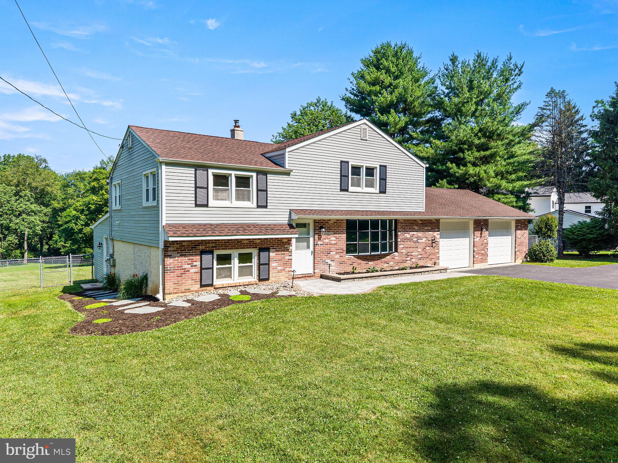 1018 HOPEWELL ROAD
